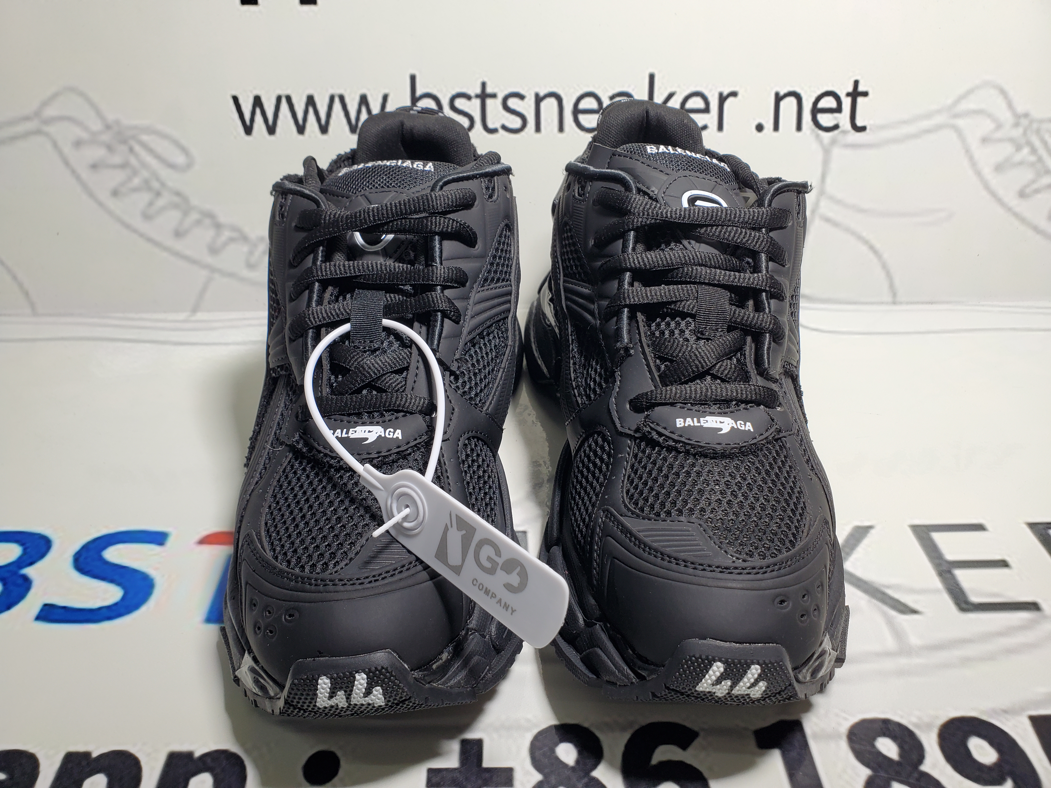 Bstsneaker-Balenciaga Runner Matte Black 1.0