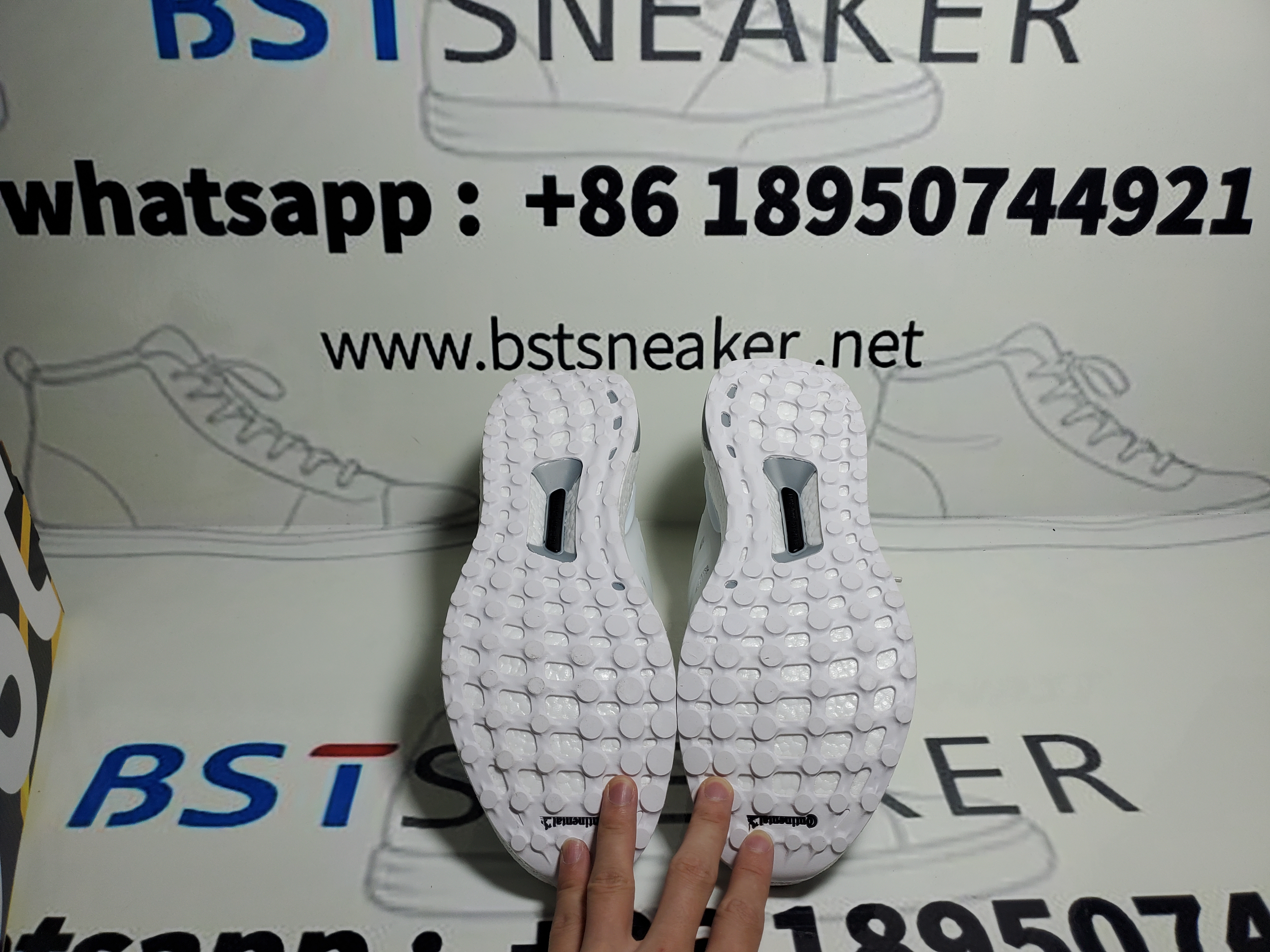 Bstsneaker-Adidas Ultra Boost 3.0 Triple White BA8841 