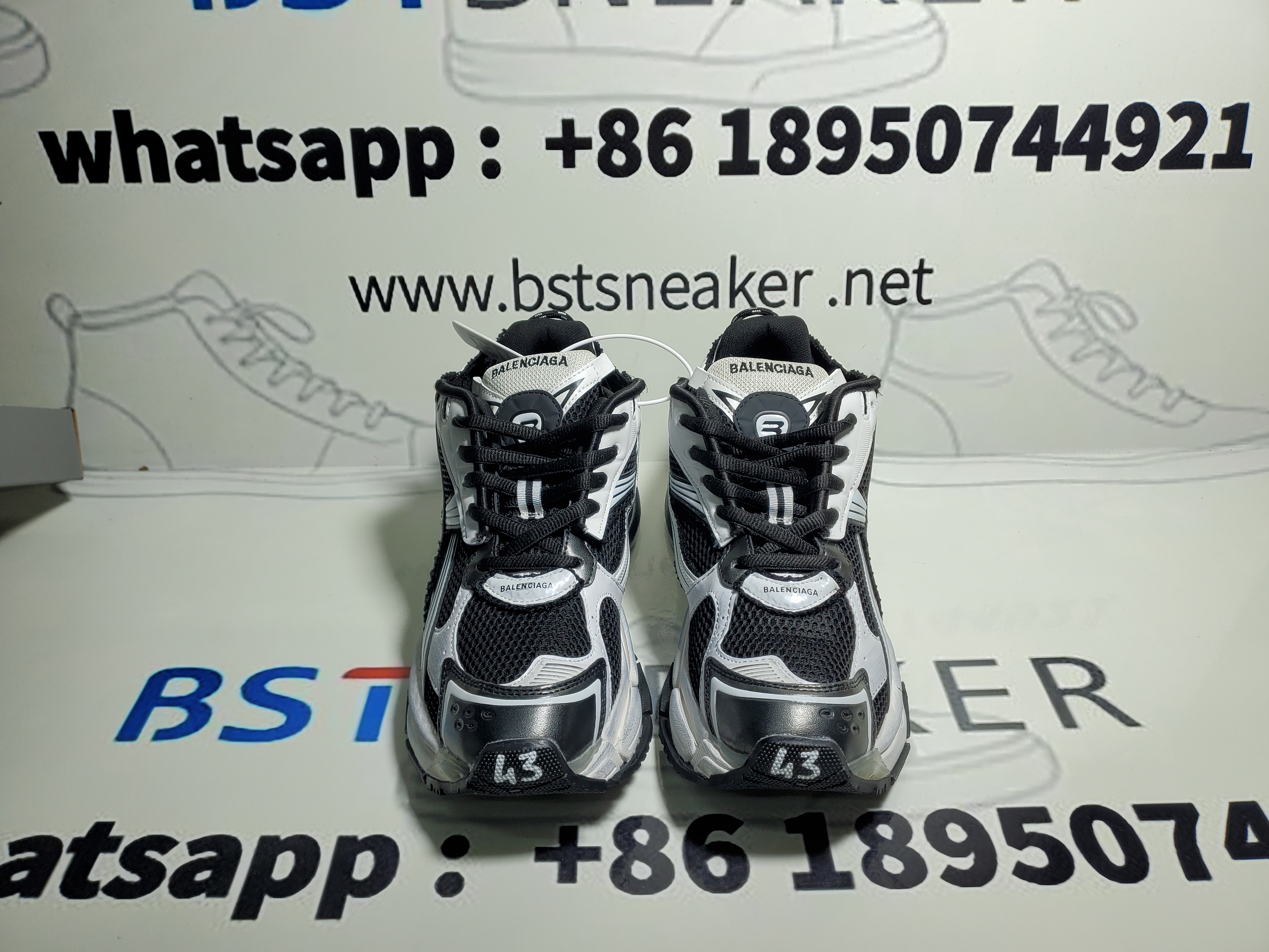 Bstsneaker-Balenciaga Runner Sneaker White Black 772774 W3RMU 9010