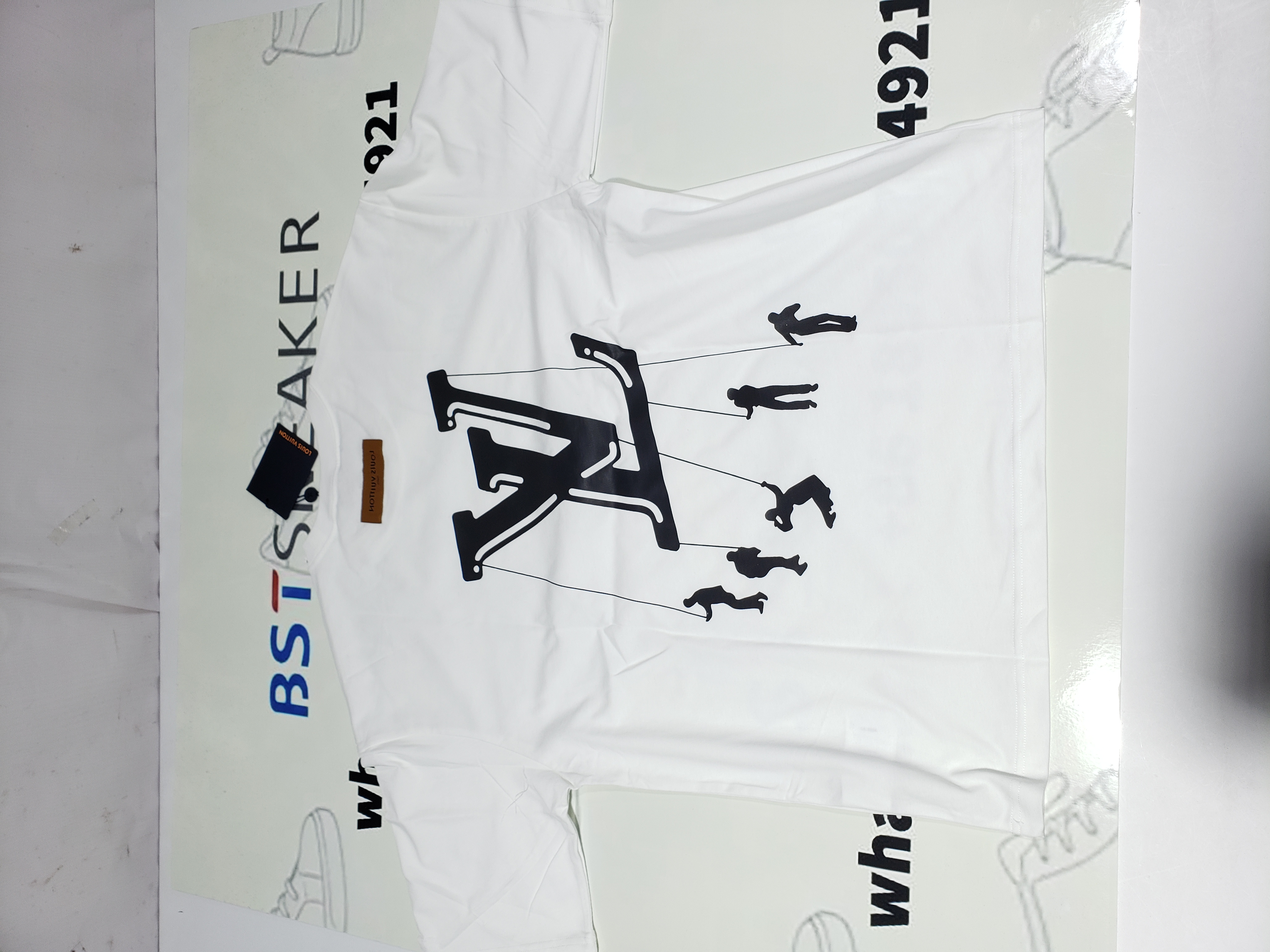 Bstsneaker-Louis Vuitton Paratrooper print T-shirt 130