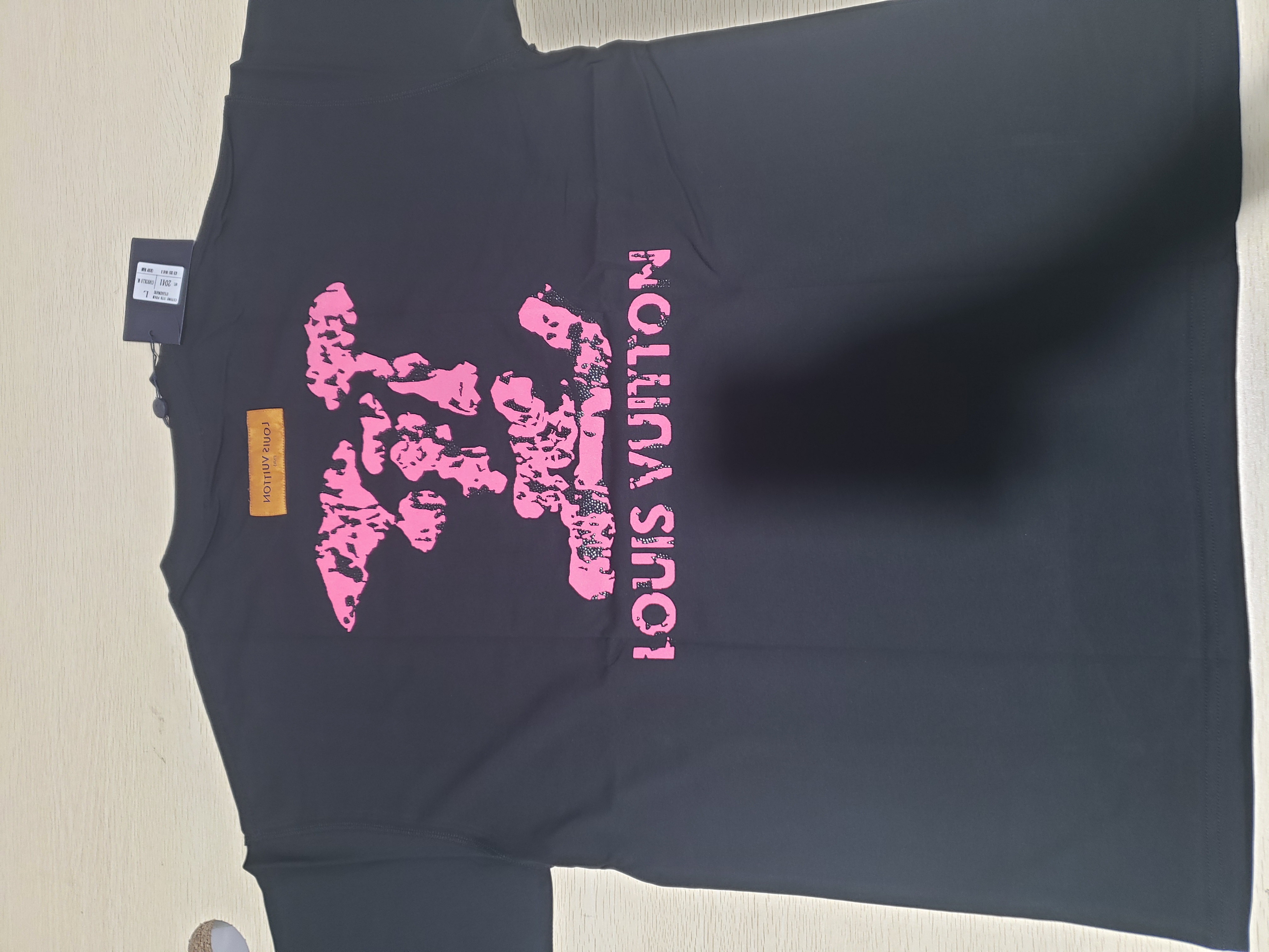 Bstsneaker-Louis Vuitton Embossed T-shirt Black 120