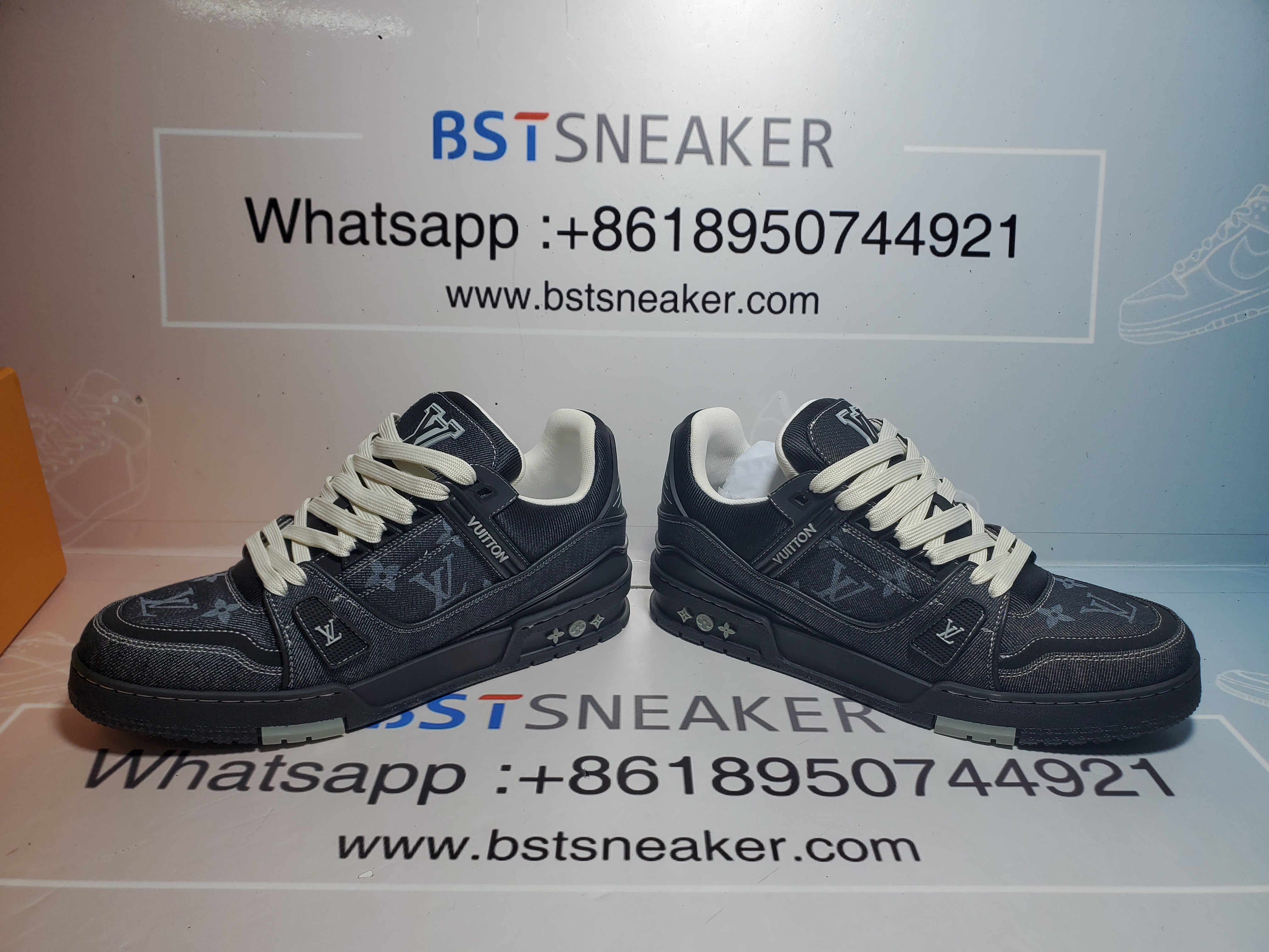 Bstsneaker-Louis Vuitton LV Trainer All Black Embossing 1AARER