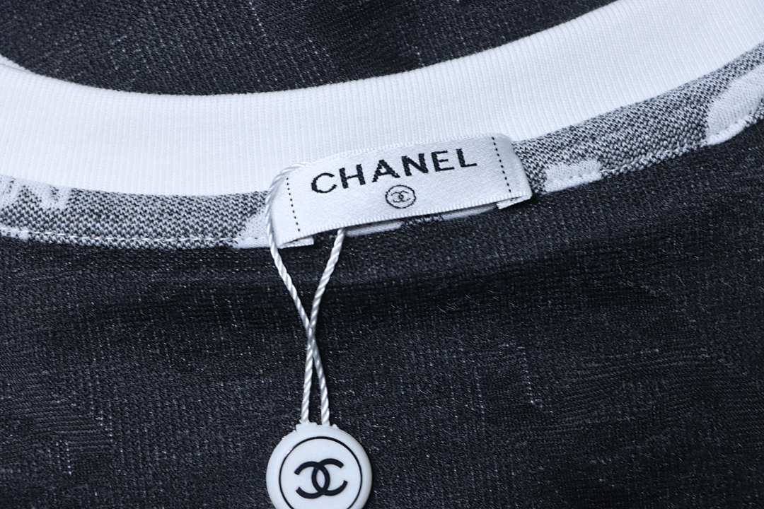Bstsneaker-Chanel CC Short-Sleeved T-Shirt Light Grey 170