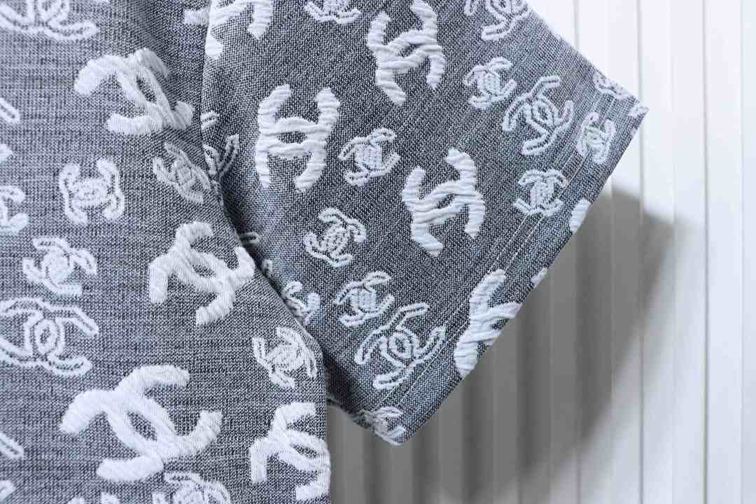 Bstsneaker-Chanel CC Short-Sleeved T-Shirt Light Grey 170