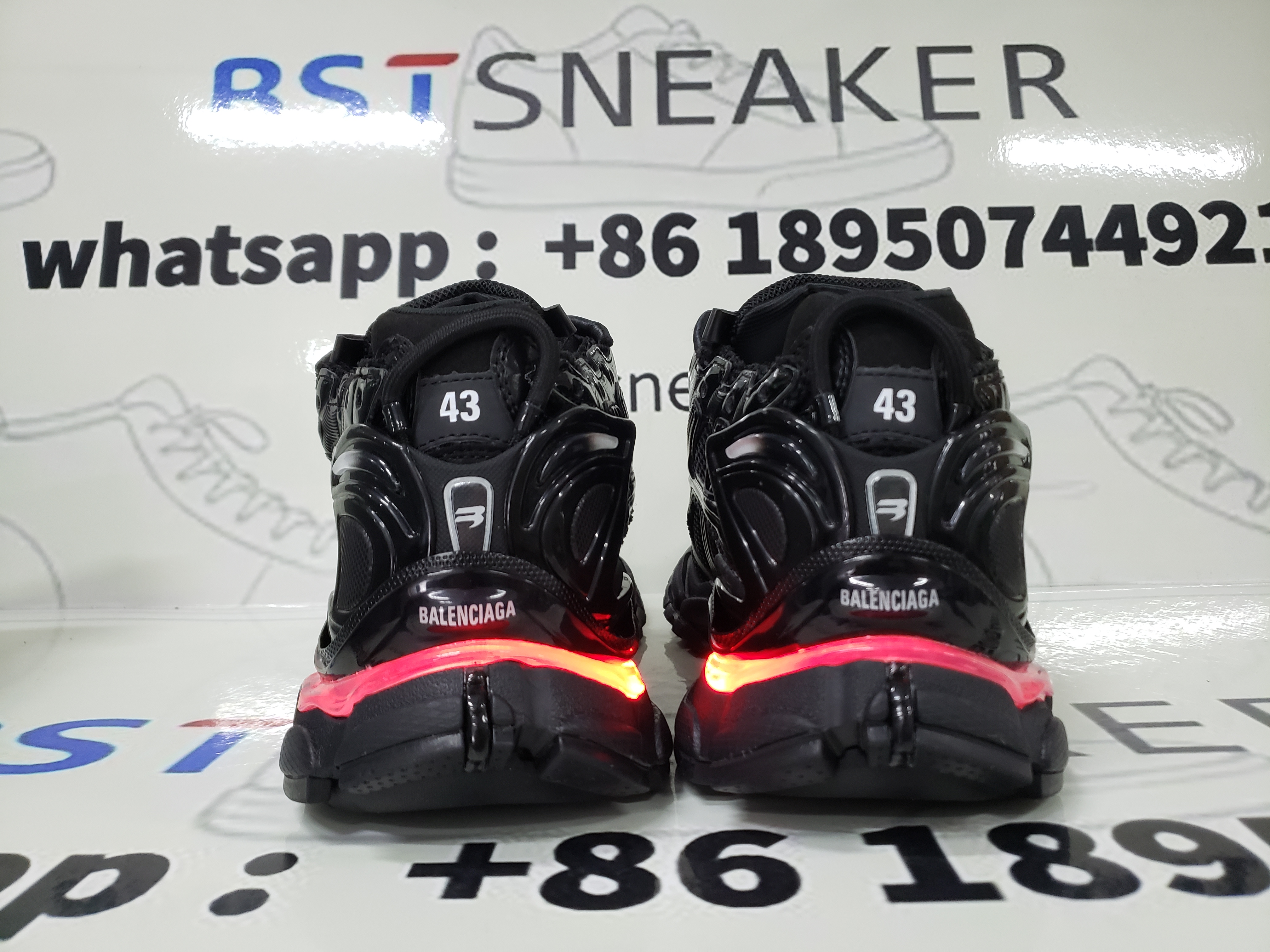 Bstsneaker-Balenciaga Runner LED Black 853225 WRNLD 1000