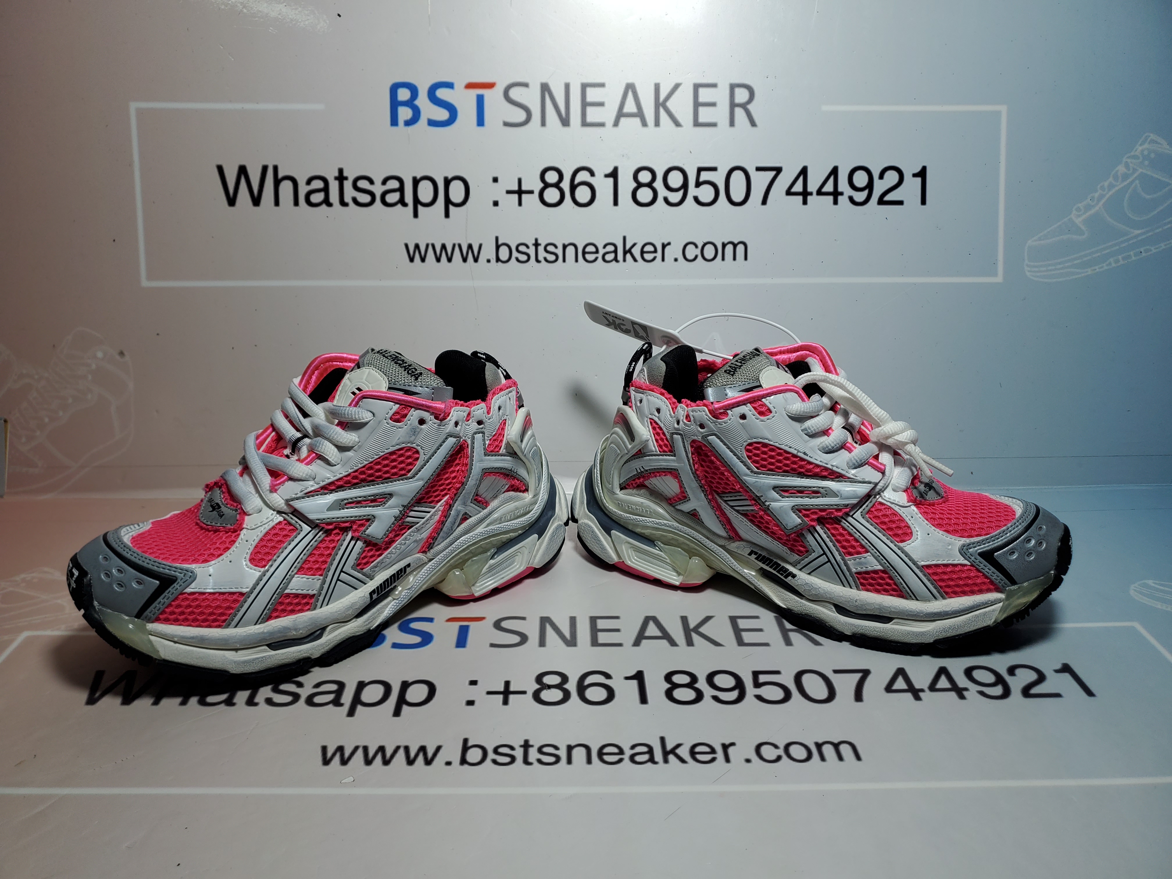 Bstsneaker-Balenciaga Runner White Fluo Pink (Women's) 677402 W3RBN 9155