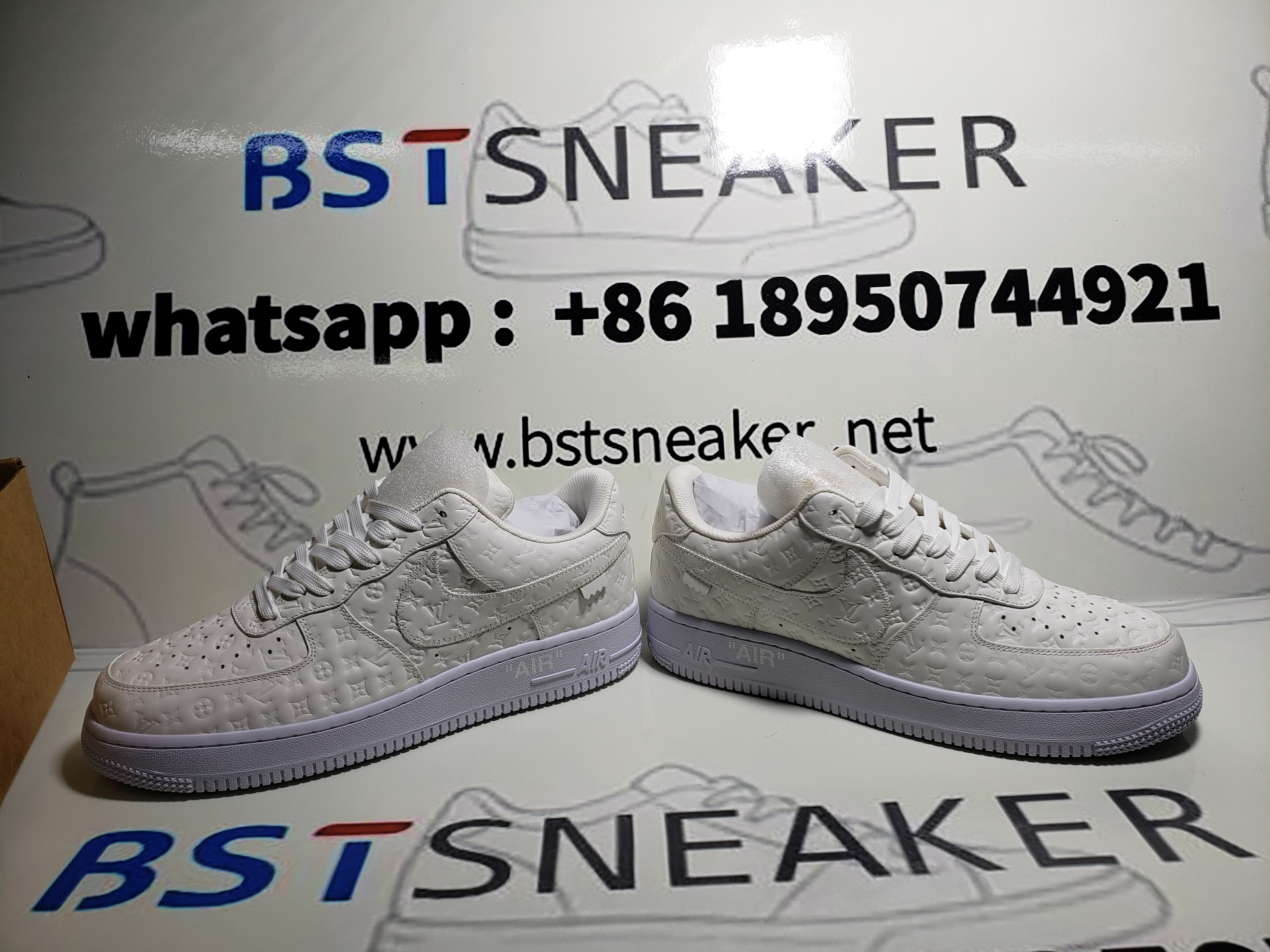 Bstsneaker-Louis Vuitton x Nike Air Force 1 Triple White 