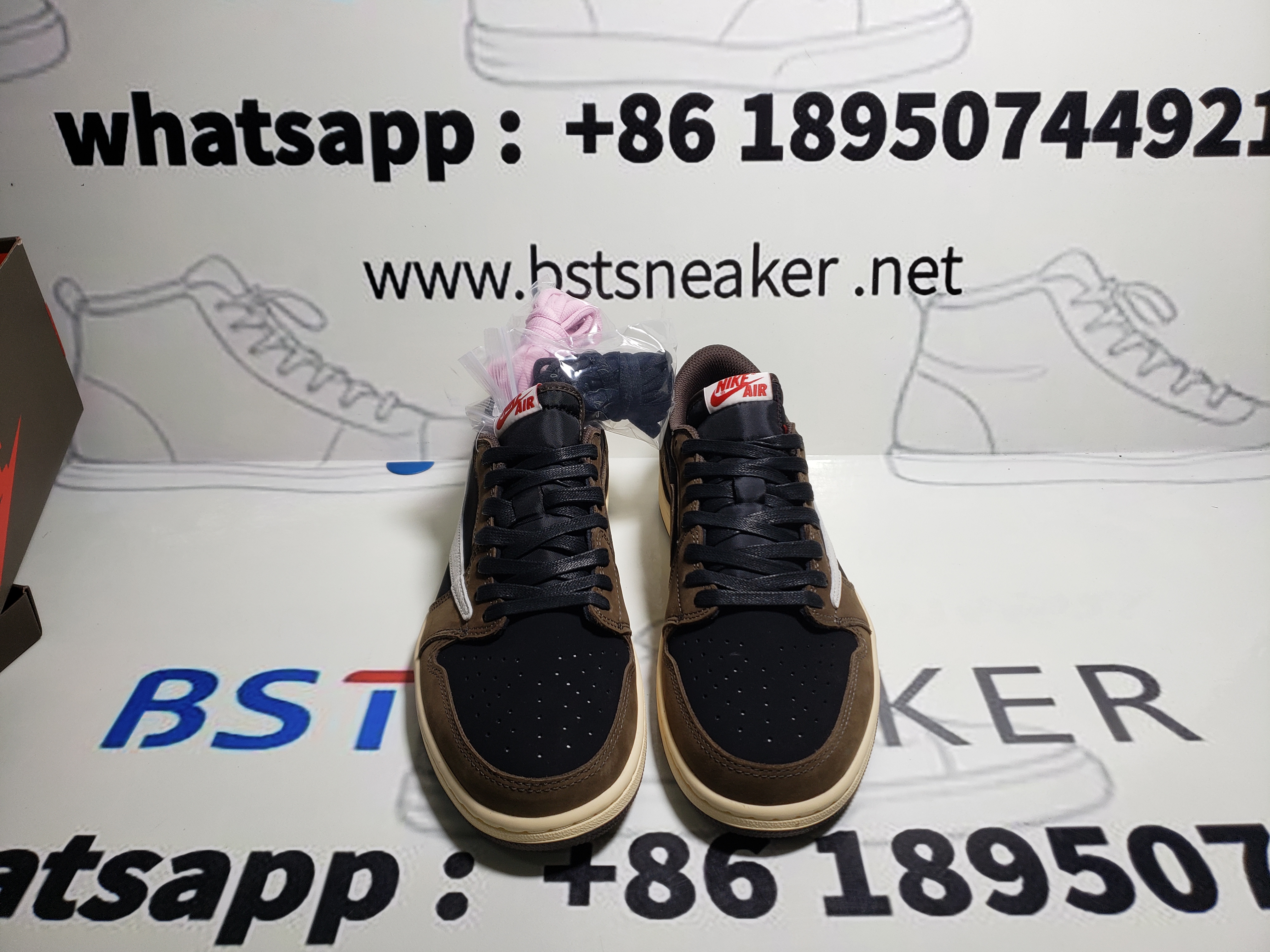 Bstsneaker-Air Jordan 1 Retro Low OG SP Travis Scott CQ4277-001 