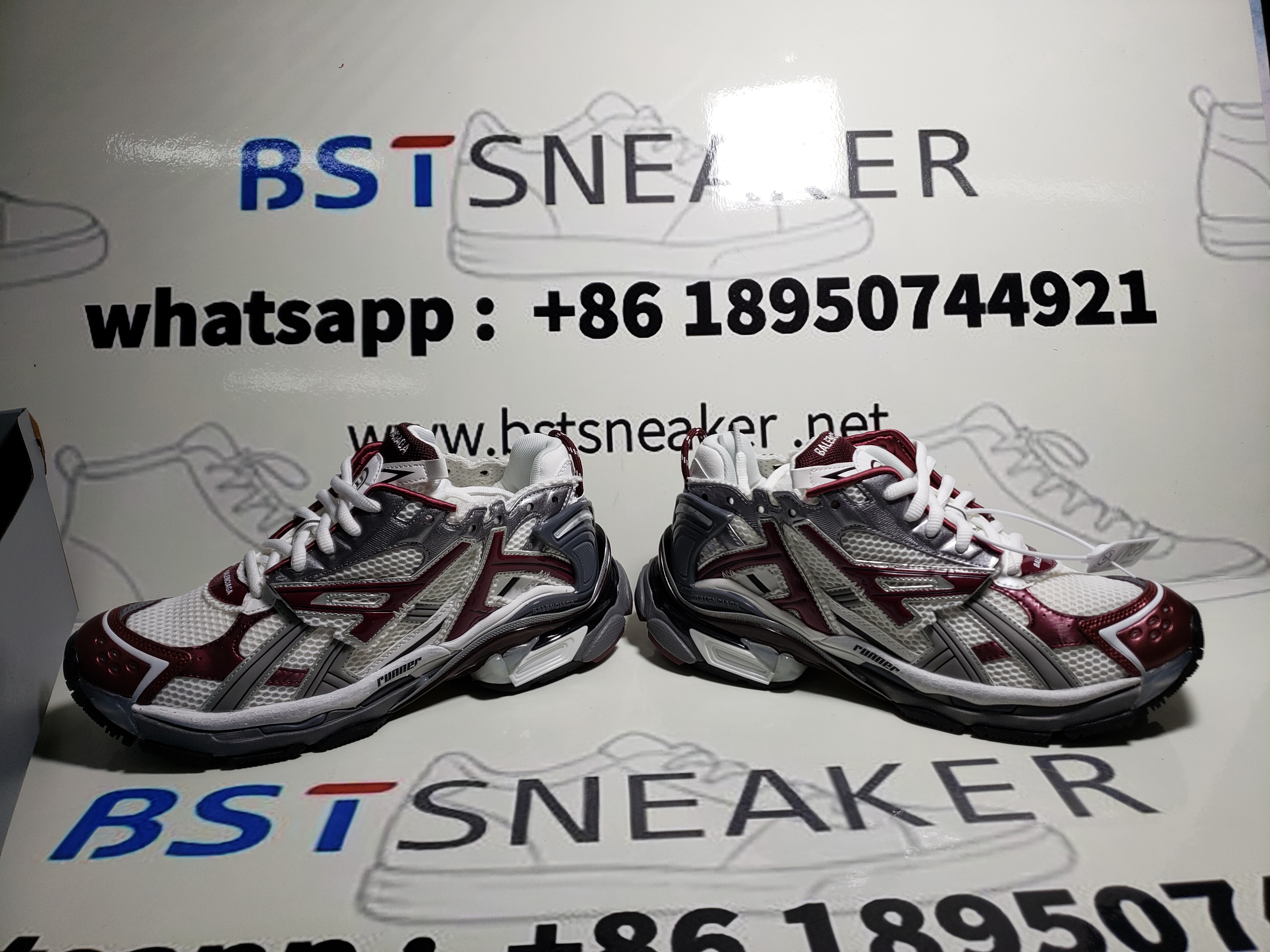 Bstsneaker-Balenciaga Runner Burgundy 677403 W3RB3 9069