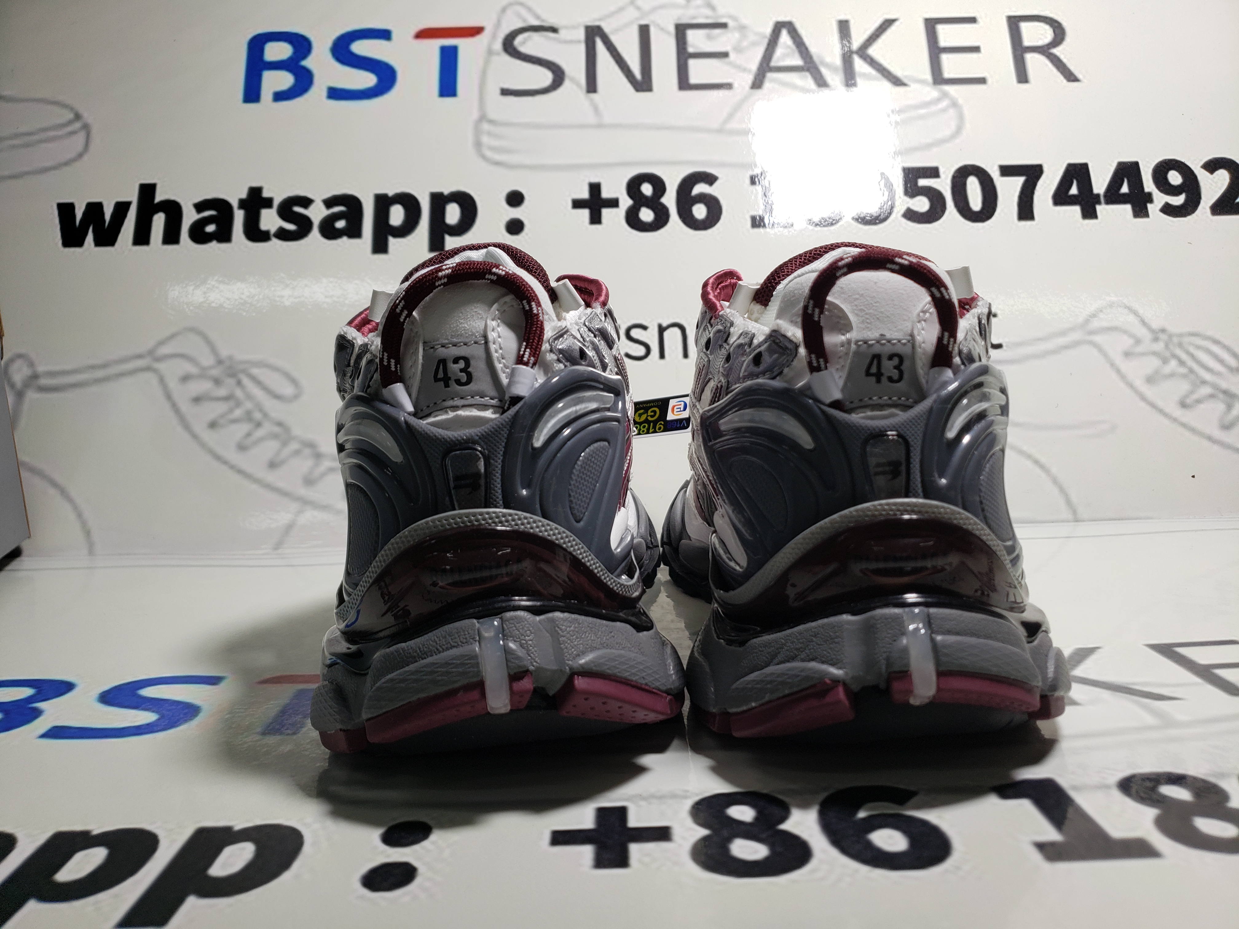 Bstsneaker-Balenciaga Runner Burgundy 677403 W3RB3 9069