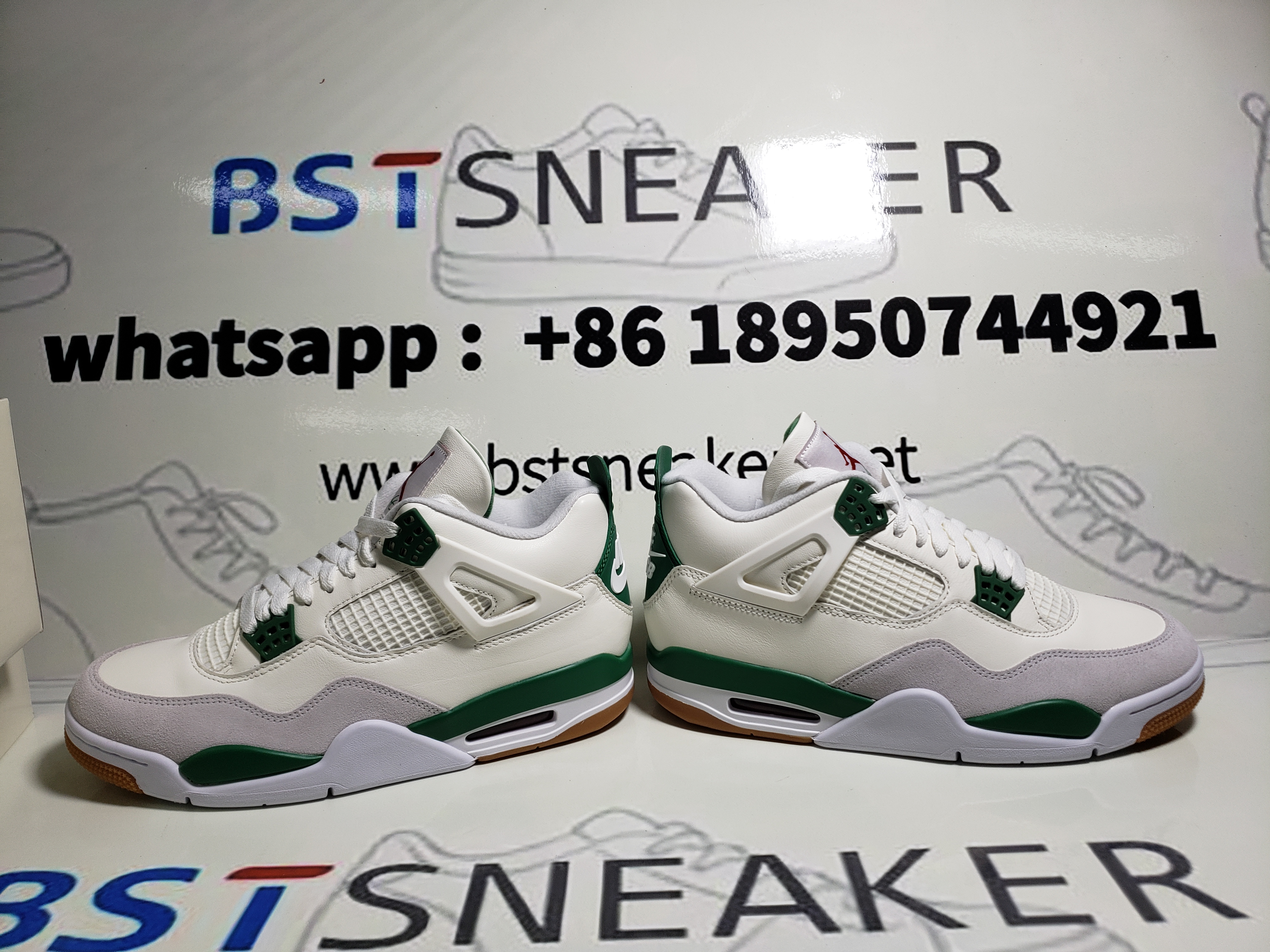 Bstsneaker-Jordan 4 Retro SB Pine Green DR5415-103