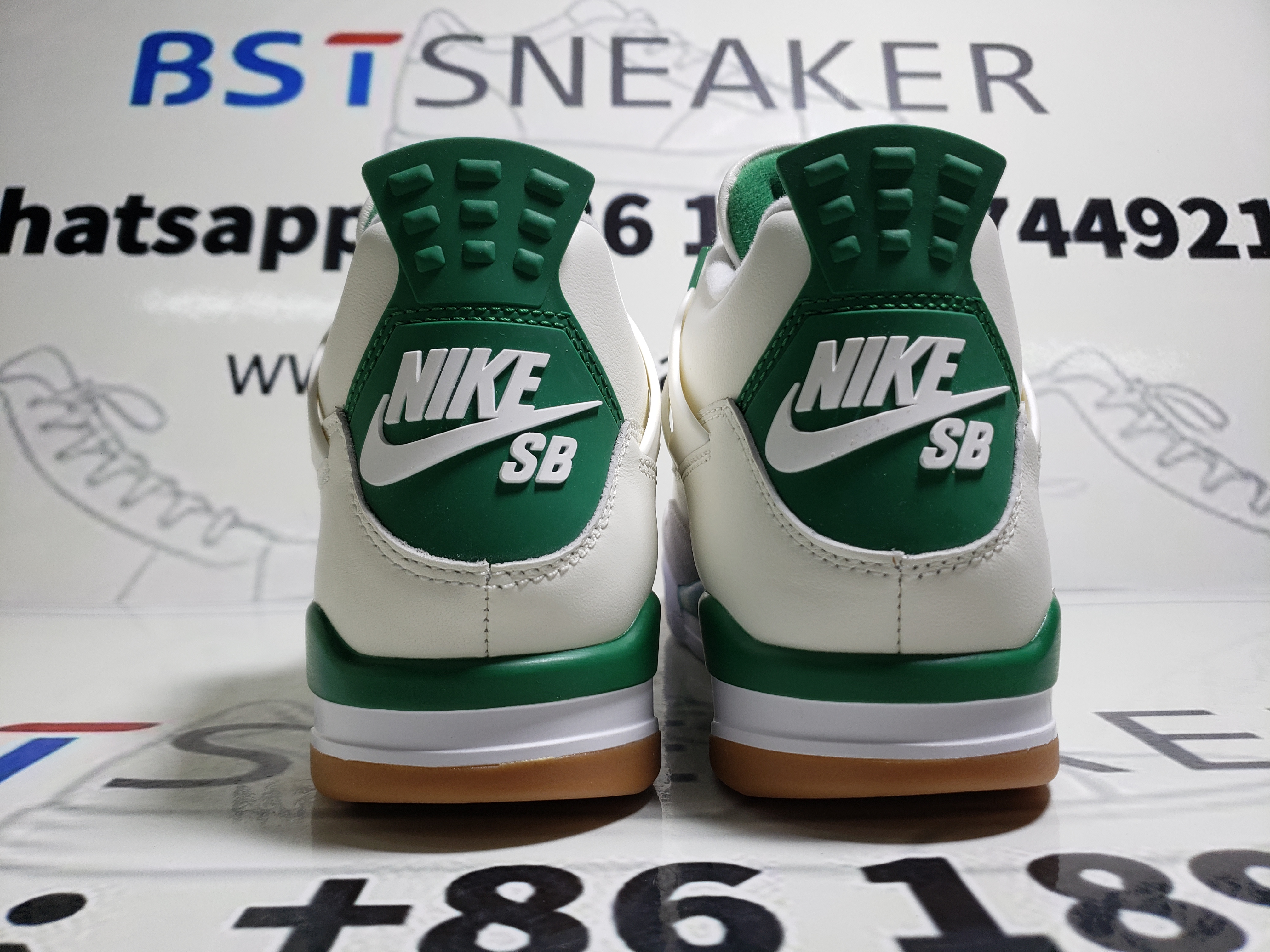 Bstsneaker-Jordan 4 Retro SB Pine Green DR5415-103