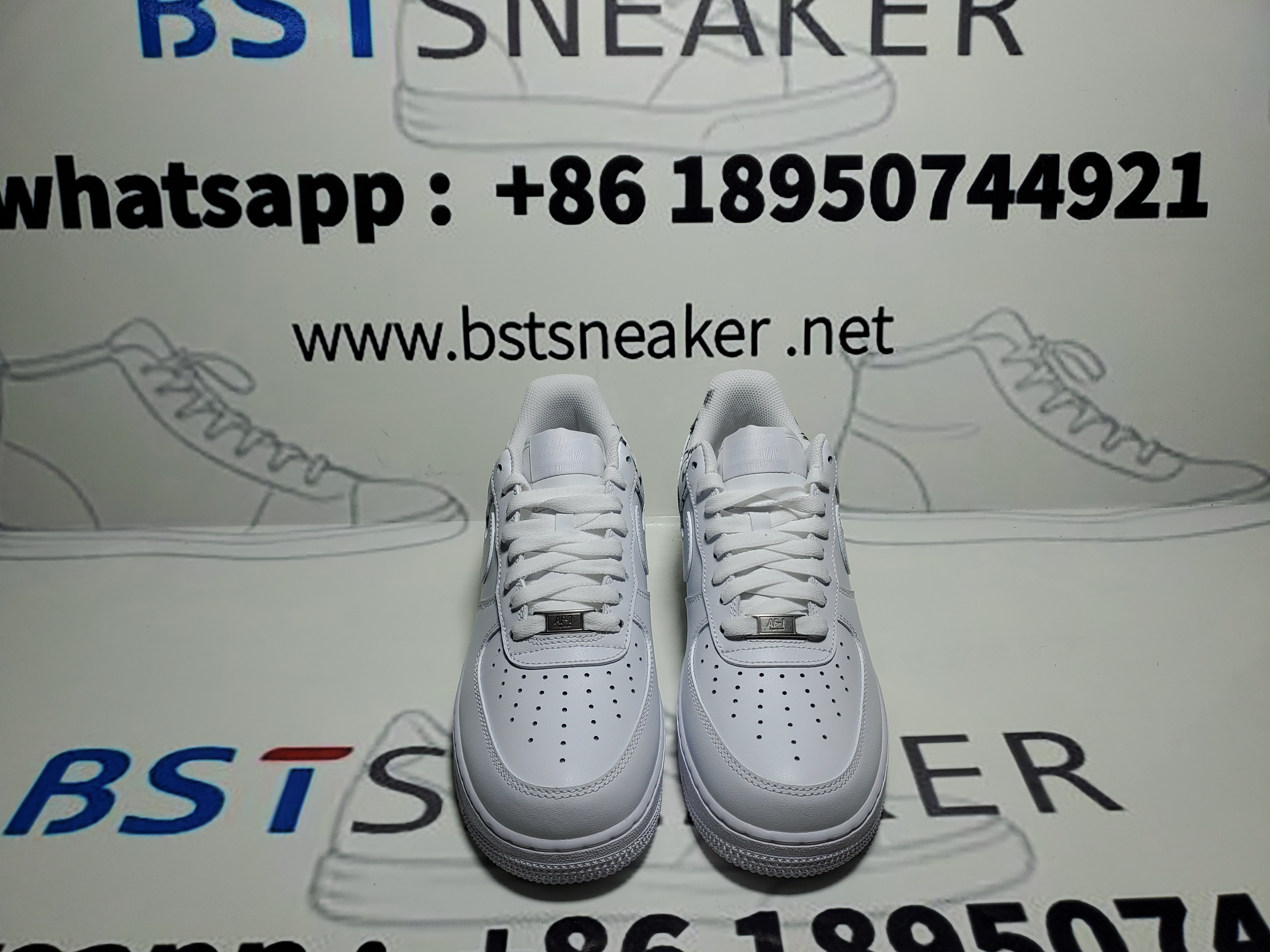 Bstsneaker-Supreme x Comme des Garçons SHIRT x Nike Air Force 1 Low 'Eyes' 923044-100