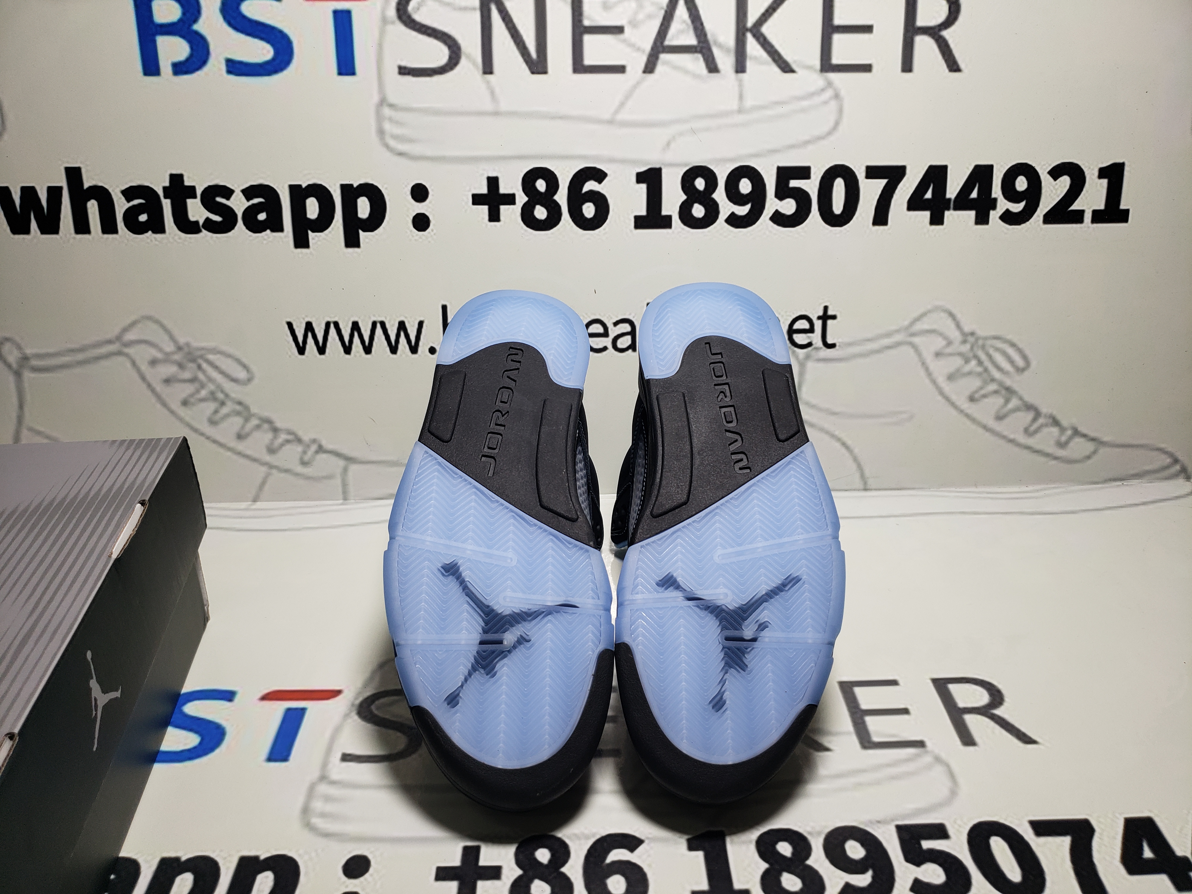 Bstsneaker-Air Jordan 5 Retro 'Black University Blue' 2026 DD0587-008