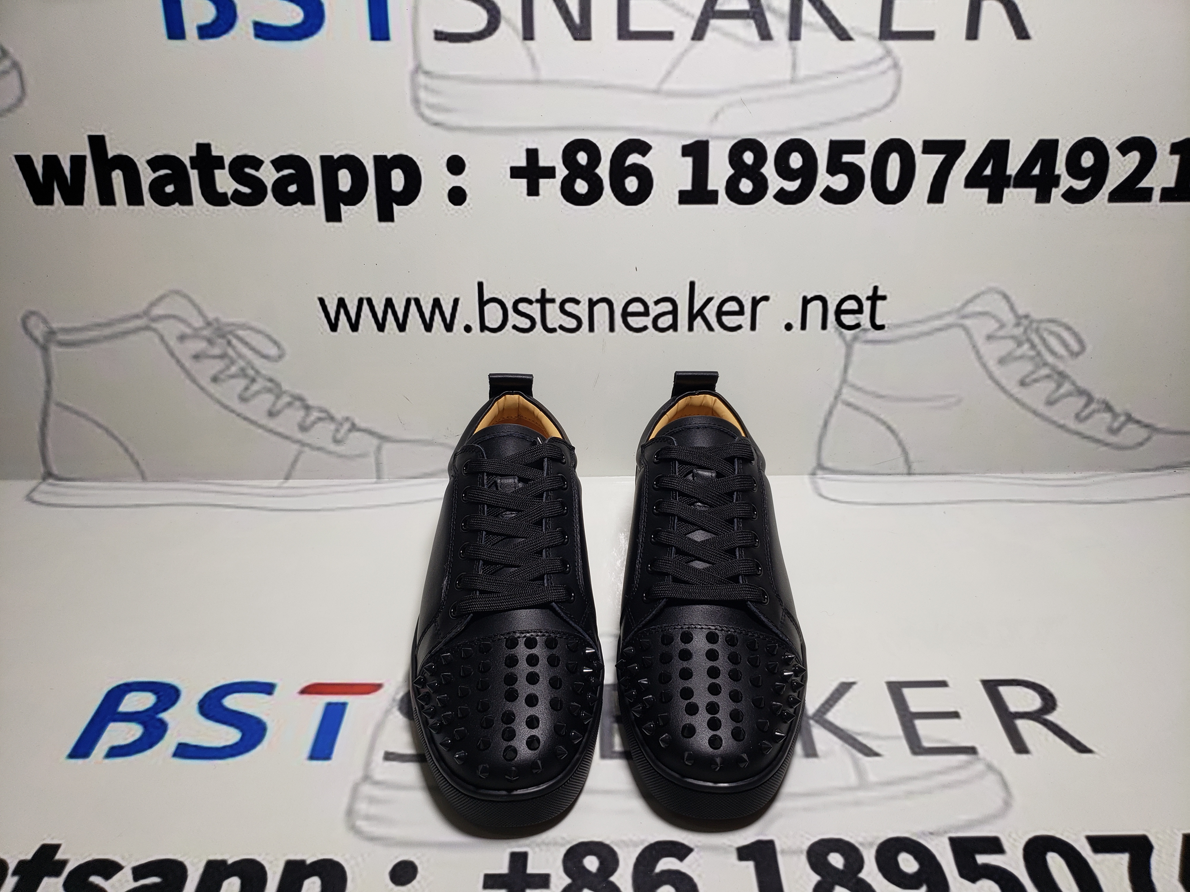 Bstsneaker-Christian Louboutin Louis Junior Spikes Sneaker Leather Black