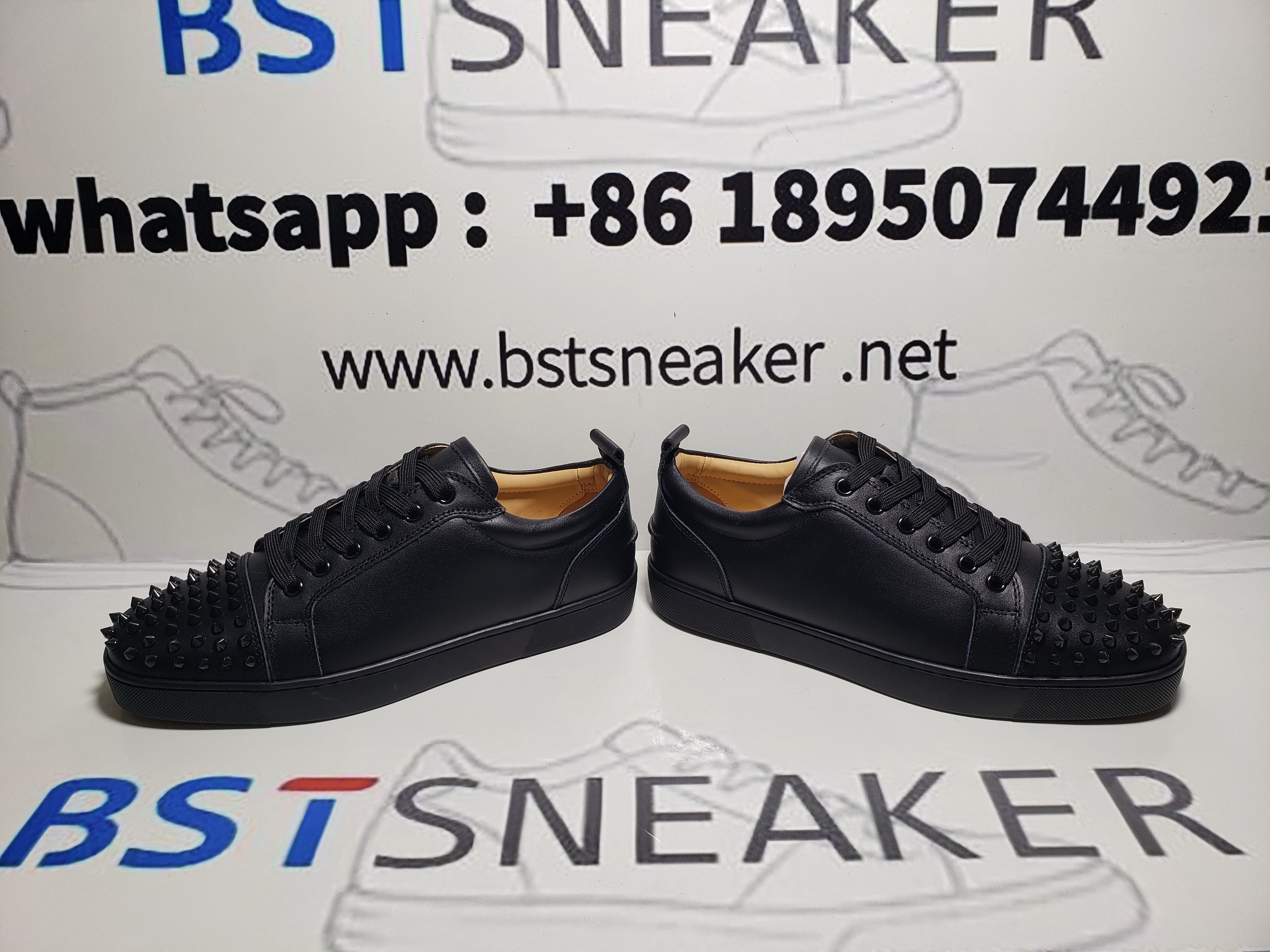 Bstsneaker-Christian Louboutin Louis Junior Spikes Sneaker Leather Black