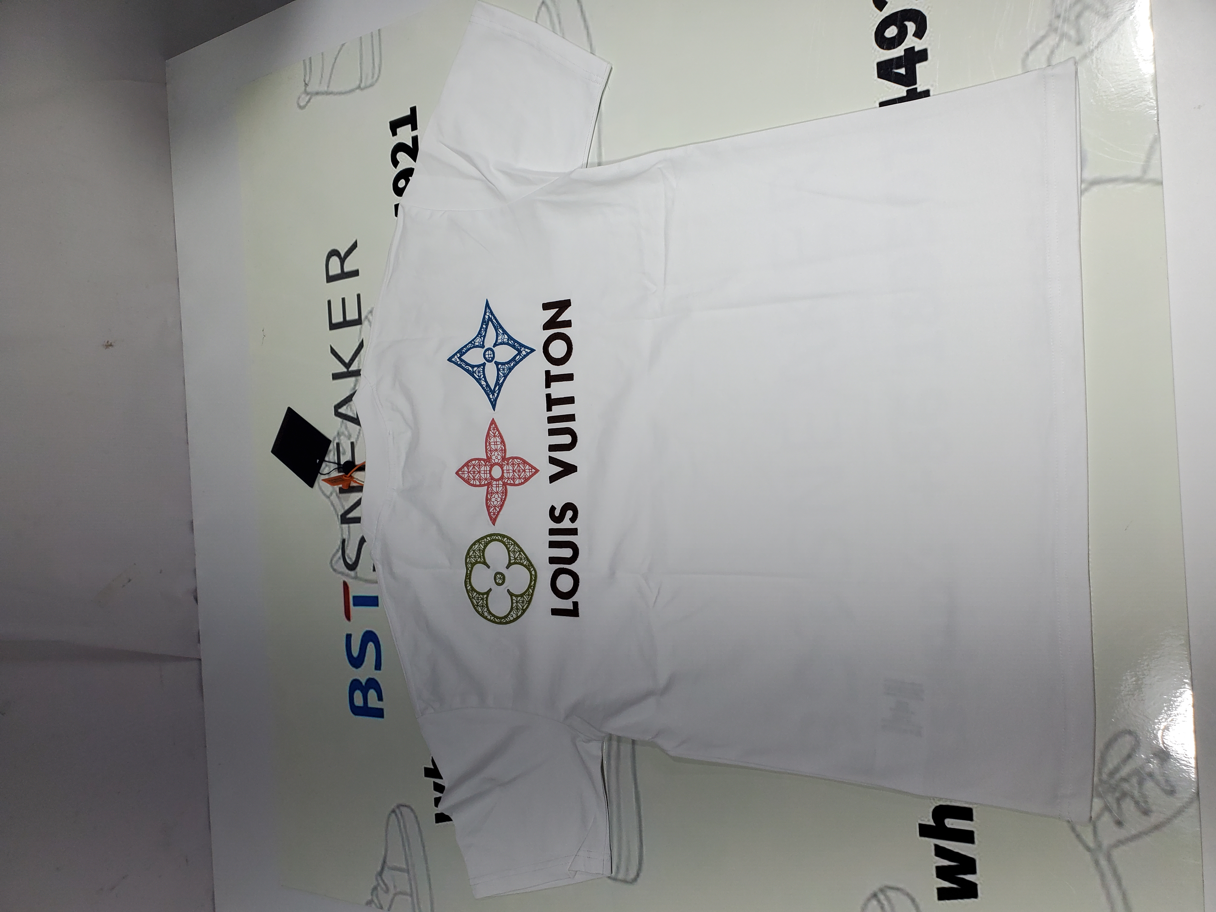 Bstsneaker-Louis Vuitton 3D logo embroidered T-shirt 140