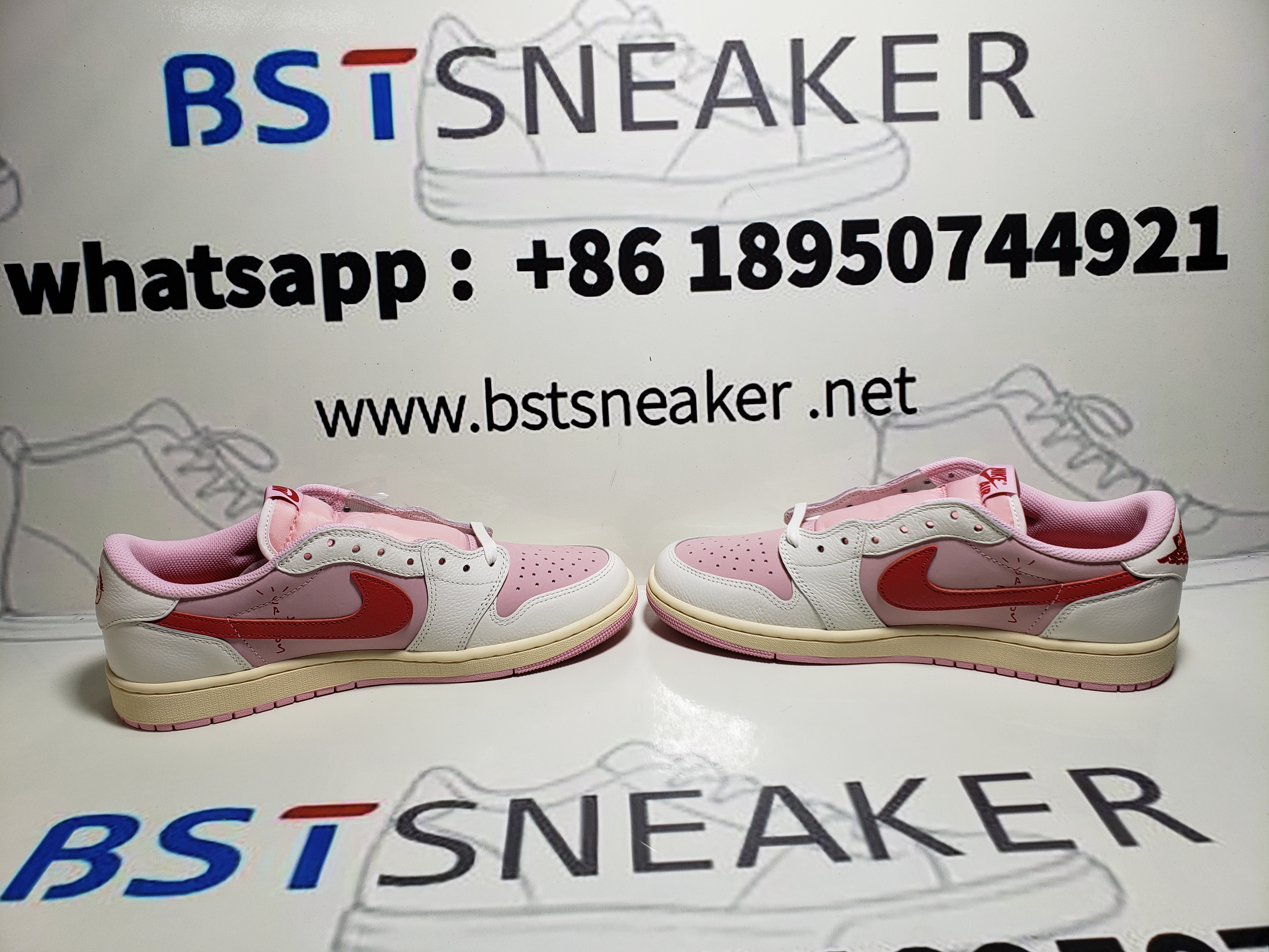 Bstsneaker-Nike x Travis Scott Air Jordan 1 Low OG "Sail/Tropical Pink" IQ7604-101