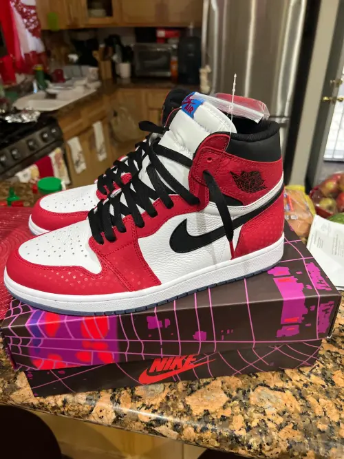 Bstsneaker- Air Jordan 1 Retro High Spider-Man Origin Story 555088-602  review 