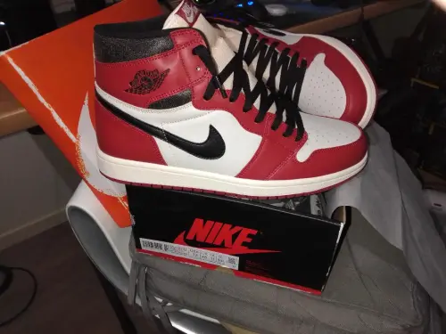 Bstsneaker- {Flash Sale} Air Jordan 1 Retro High OG Chicago Reimagined Lost and Found DZ5485-612 review 