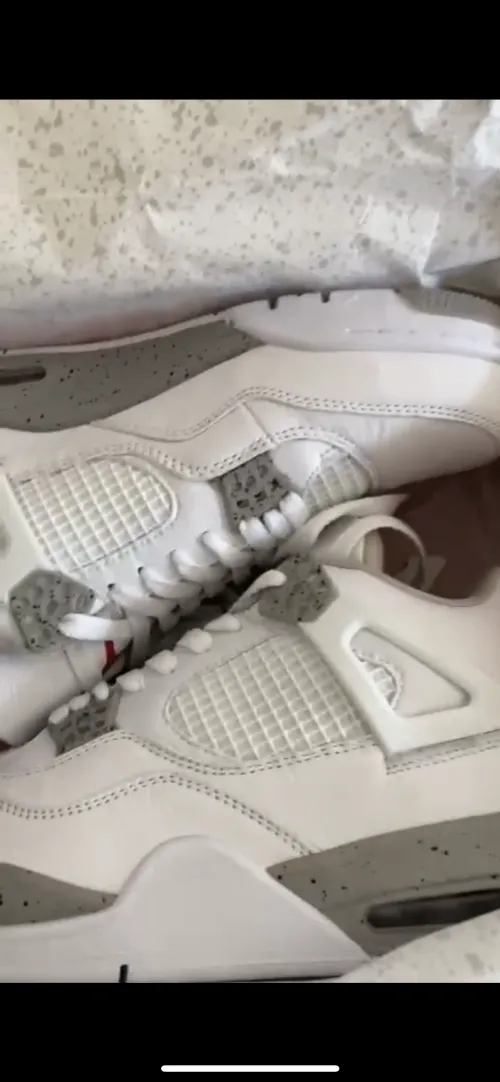 Bstsneaker- Air Jordan 4 Retro White Oreo (2021) CT8527-100  review 