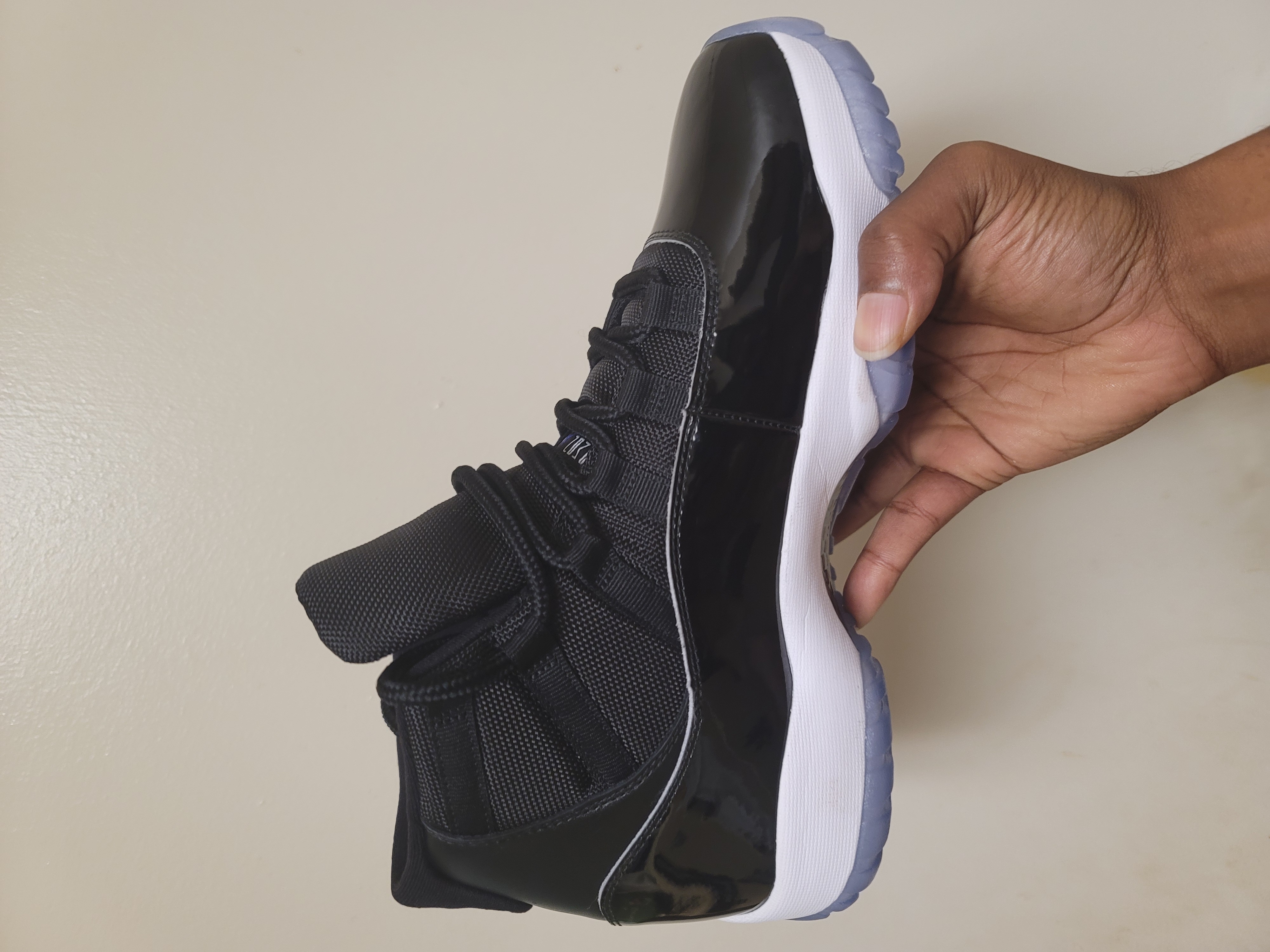 Bstsneaker- Air Jordan 11 Retro Space Jam (2016) 378037-003  review Douglas 04