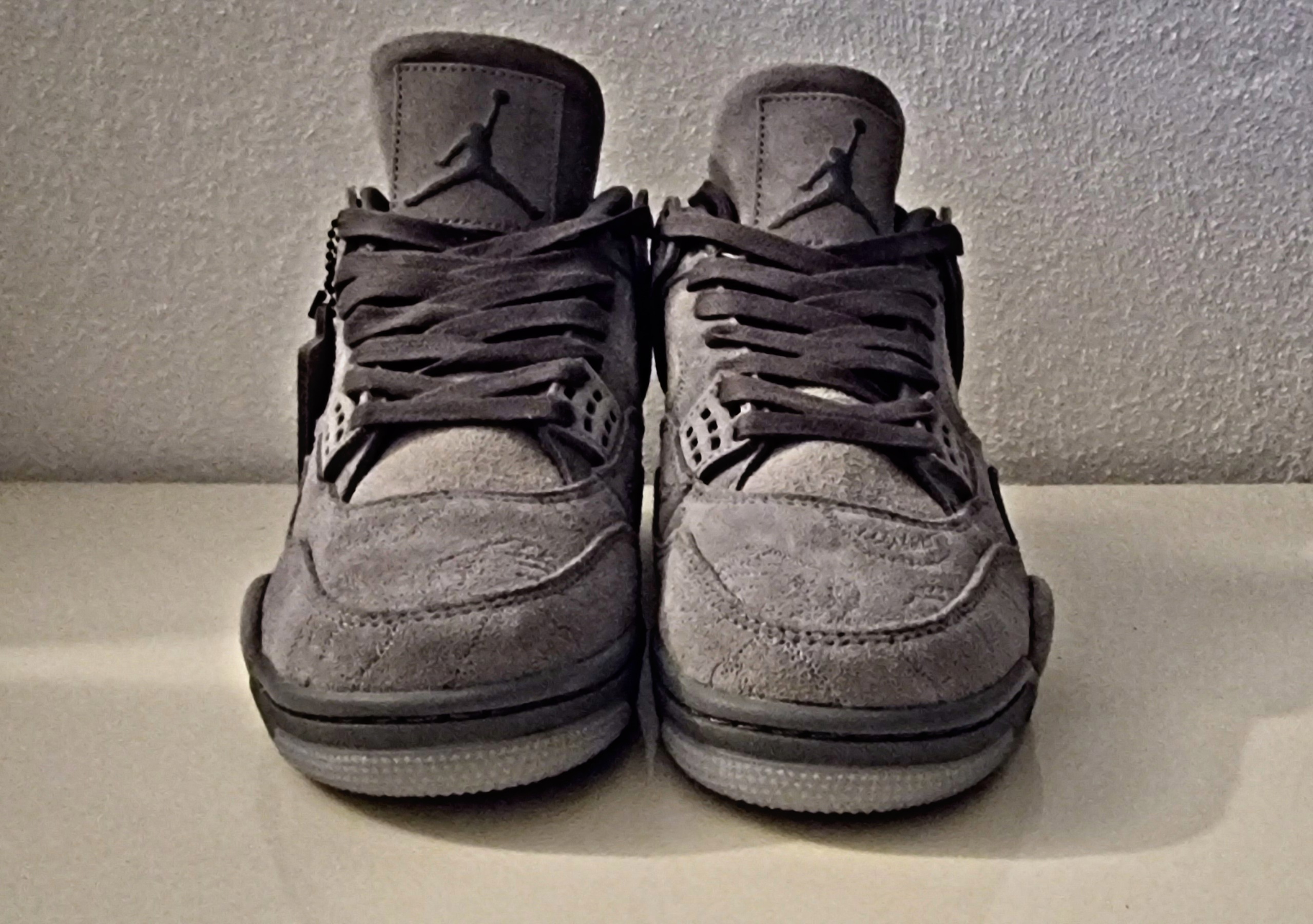 Bstsneaker-   Air Jordan 4 Retro Kaws 930155-003  review 1