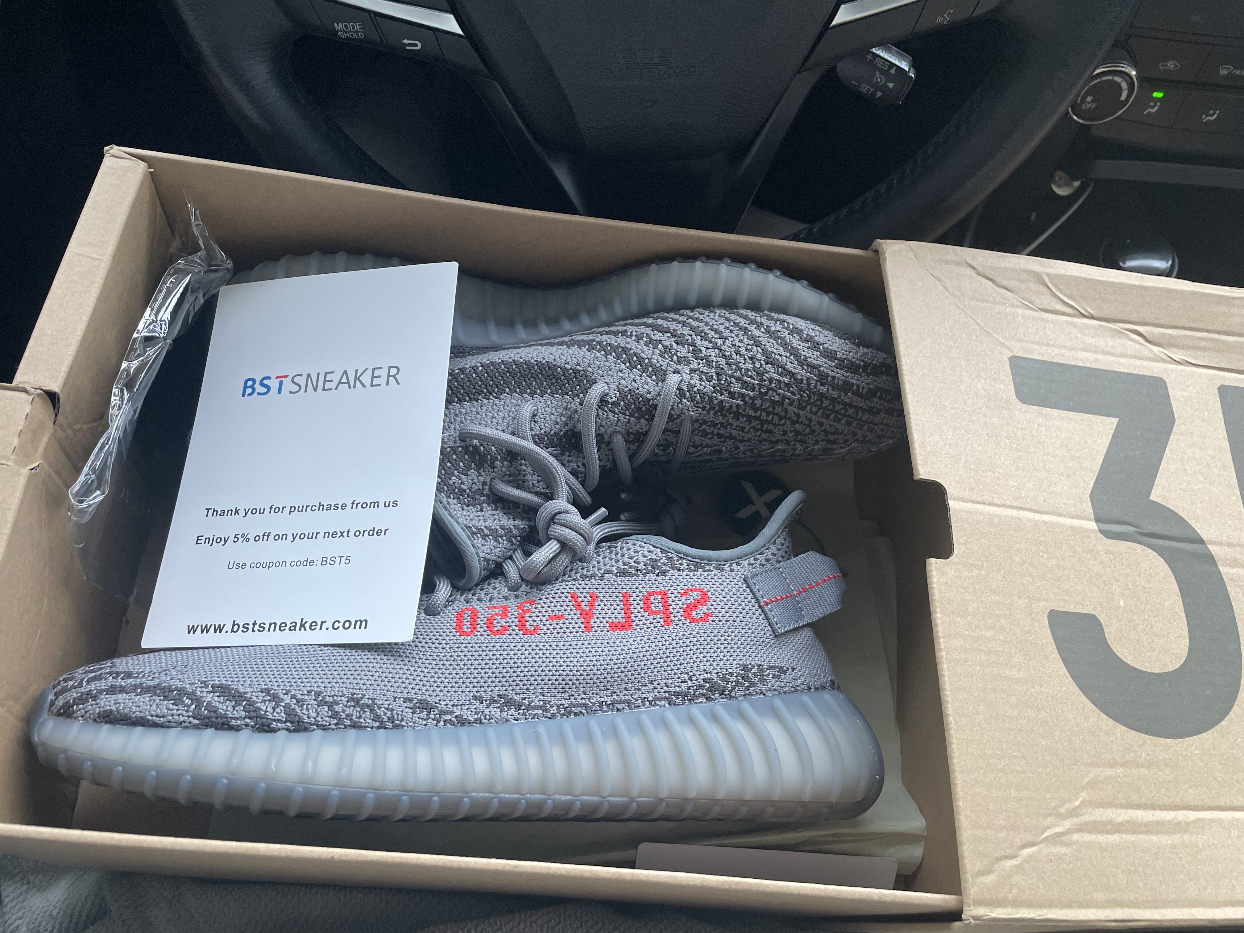 Bstsneaker-  Adidas Yeezy Boost 350 V2 Beluga 2.0 AH2203 review 0