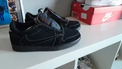 Bstsneaker- Travis Scott x Air Jordan 1 Low Black Phantom DM7866-001  review Dorian Seifert