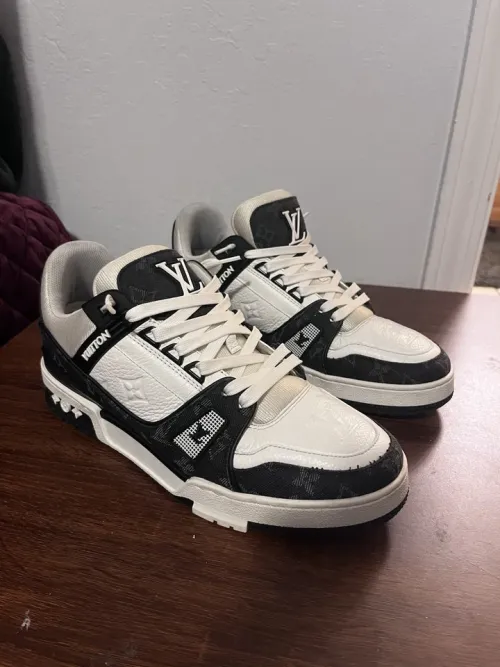 Bstsneaker- Louis Vuitton LV Trainer Black And White Cloth Cover VL1202  review 