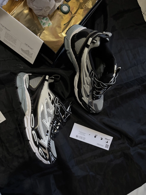 Bstsneaker-OFF WHITE Be Right Back Grey Black OMIA295C99FAB0010510 review 