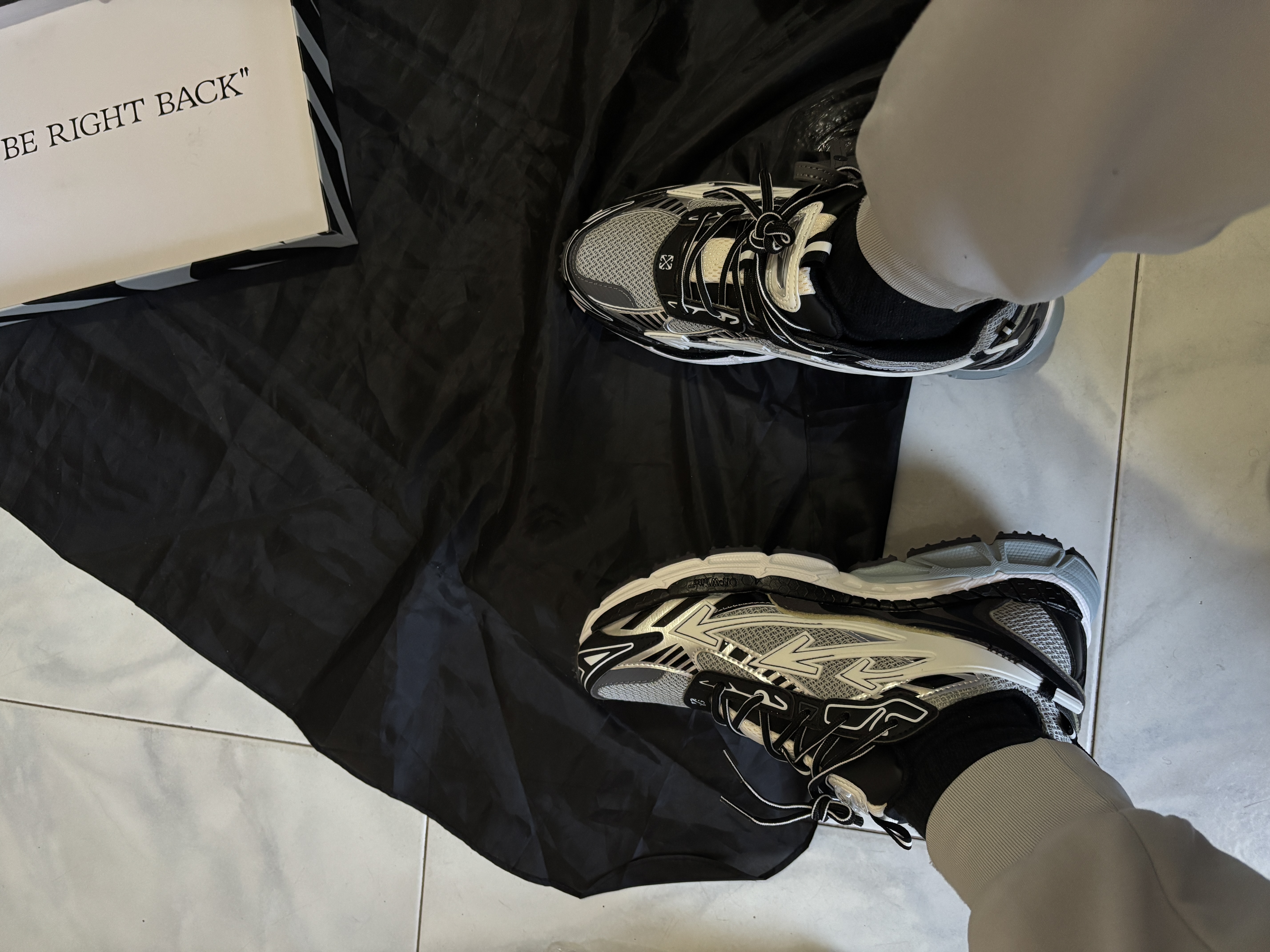 Bstsneaker-OFF WHITE Be Right Back Grey Black OMIA295C99FAB0010510 review thatdot14 on tk 02