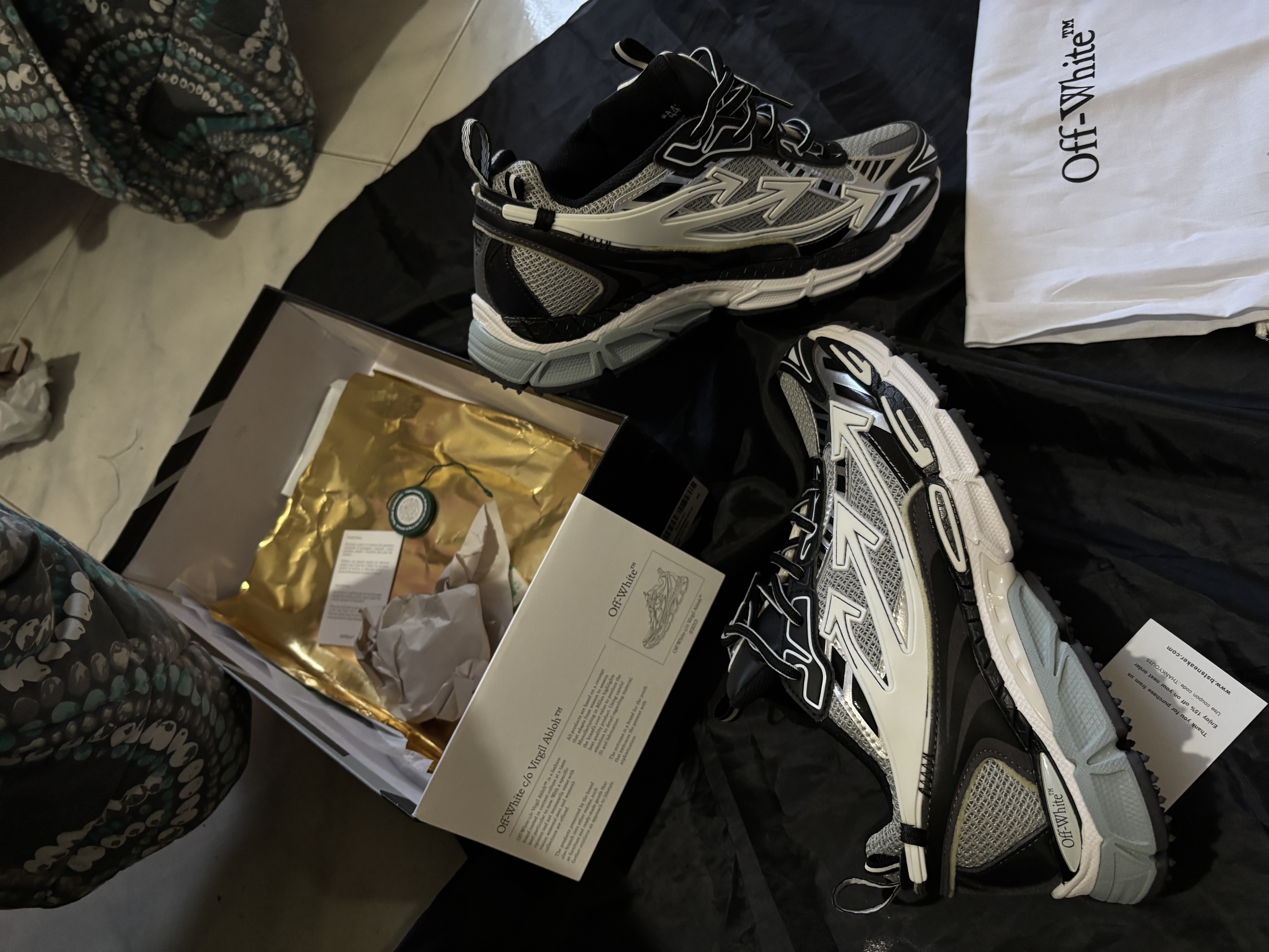 Bstsneaker-OFF WHITE Be Right Back Grey Black OMIA295C99FAB0010510 review thatdot14 on tk 05