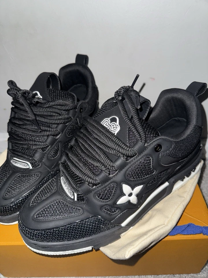 Bstsneaker-Louis Vuitton LV Skate Sneaker Black White 1AARR1 review Andyen 01