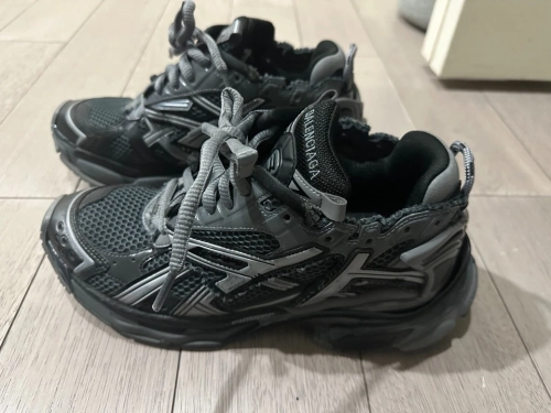Bstsneaker-Balenciaga Runner Dark Grey Black 677403 W3RBR 1515  review 