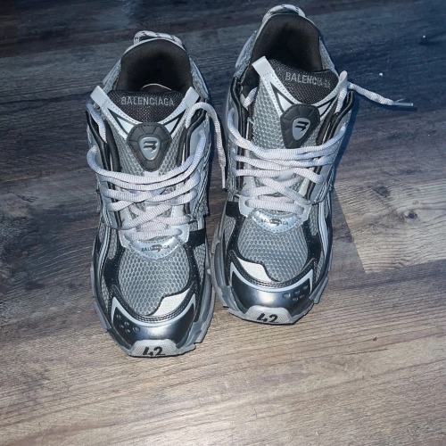 Bstsneaker-Balenciaga Runner Dark Grey Black 677403 W3RBR 1515  review 