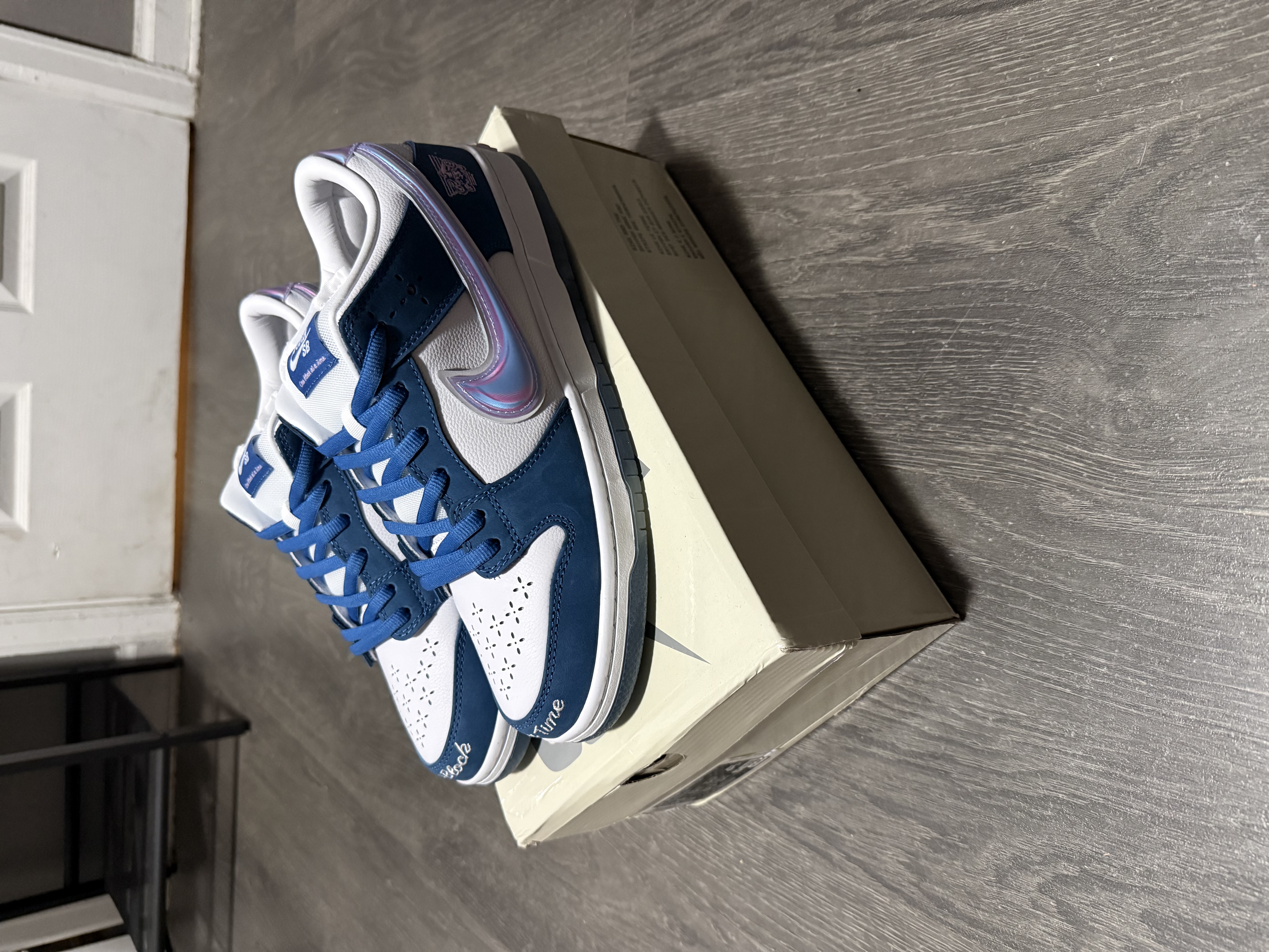 Bstsneaker-Nike SB Dunk Low Born x Raised One Block At A Time  FN7819-400 review 0