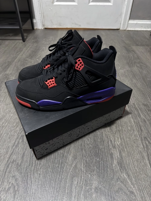 Bstsneaker- Air Jordan 4 Retro Raptors Drake OVO (2019) AQ3816-065   review 
