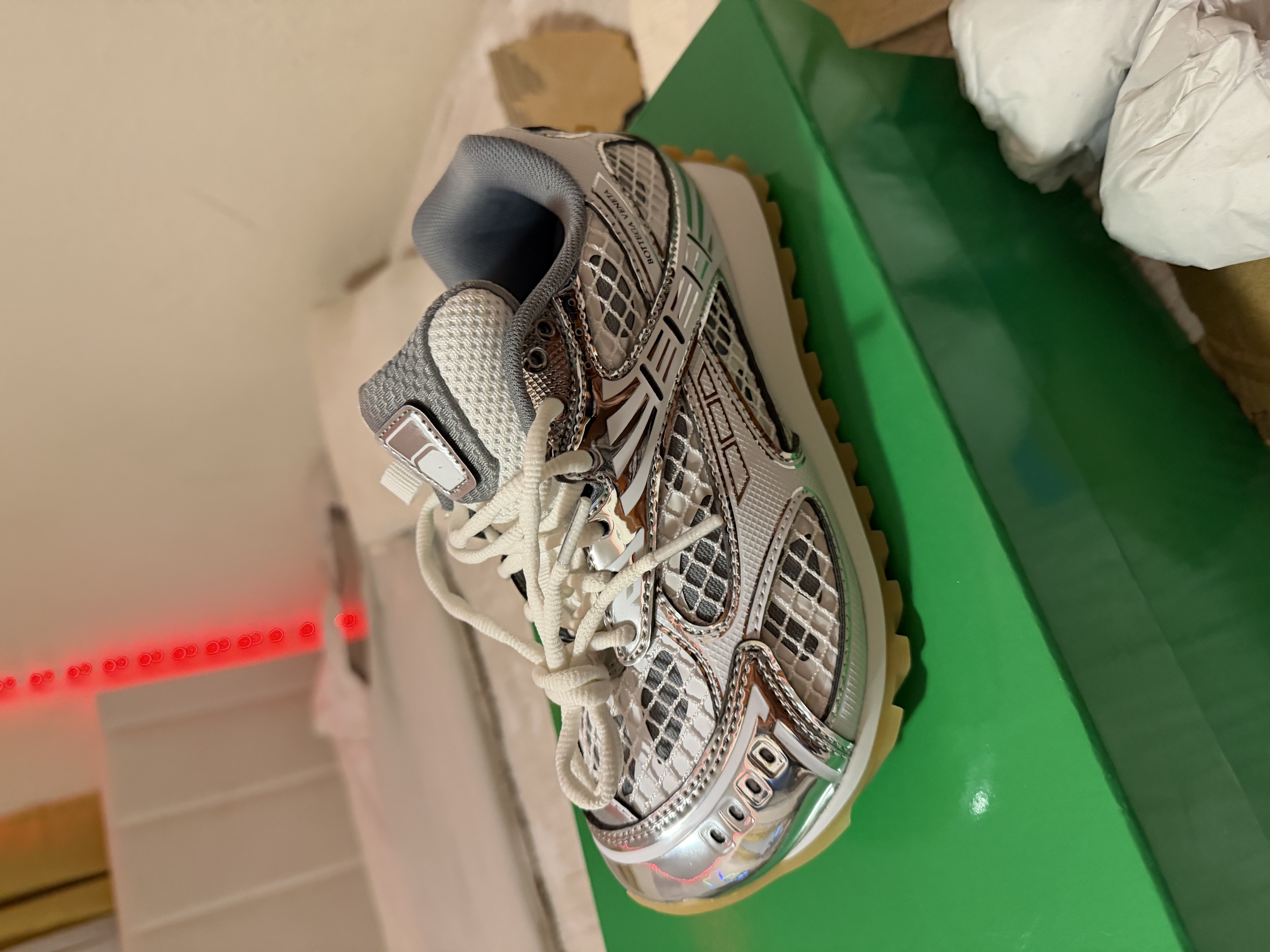 Bstsneaker-Bottega Veneta Orbit Silver review 1