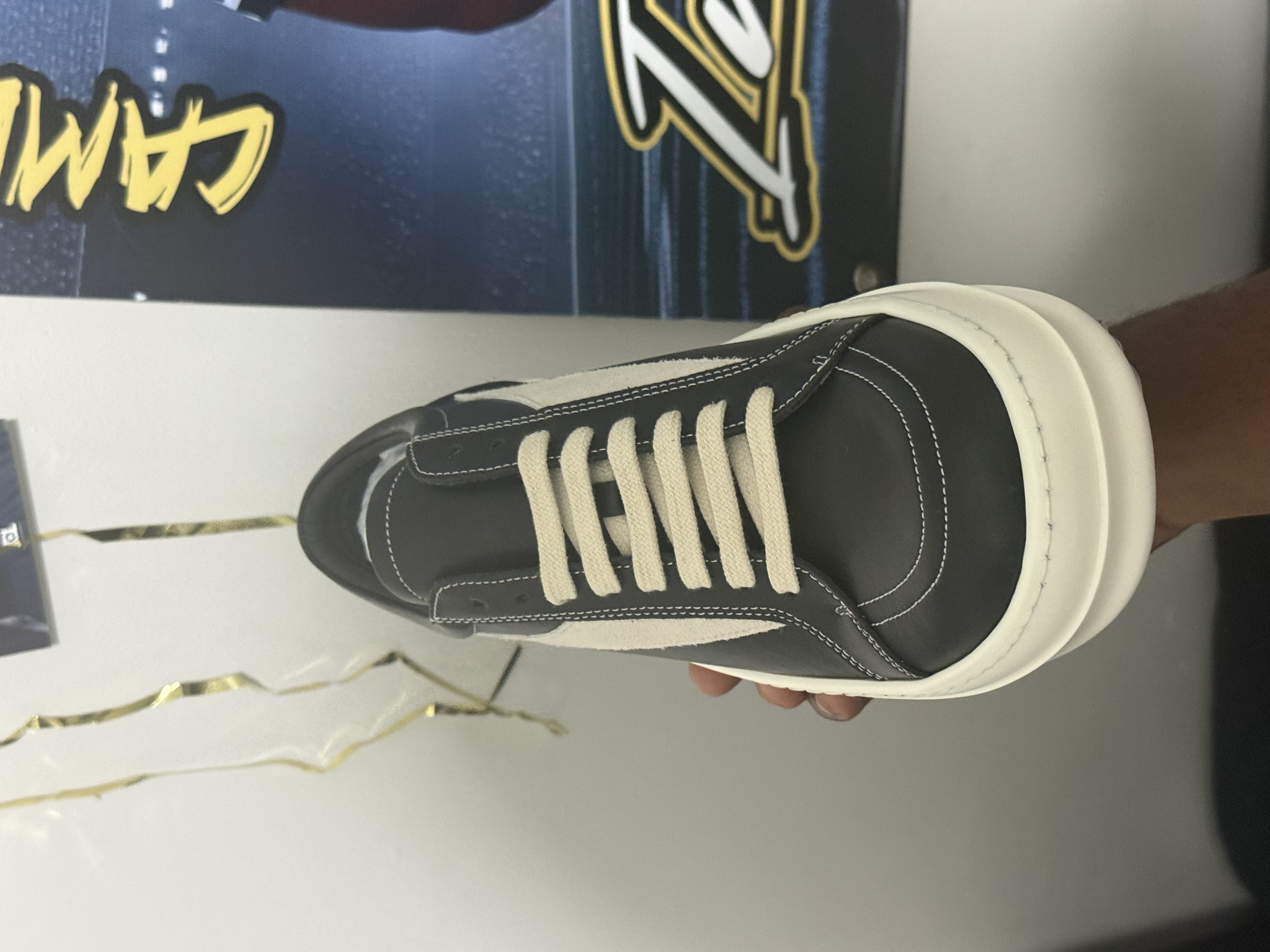 Bstsneaker-Rick Owens Strobe Vintage Low 'Black Milk' (leather) review Cameron Shippy 01