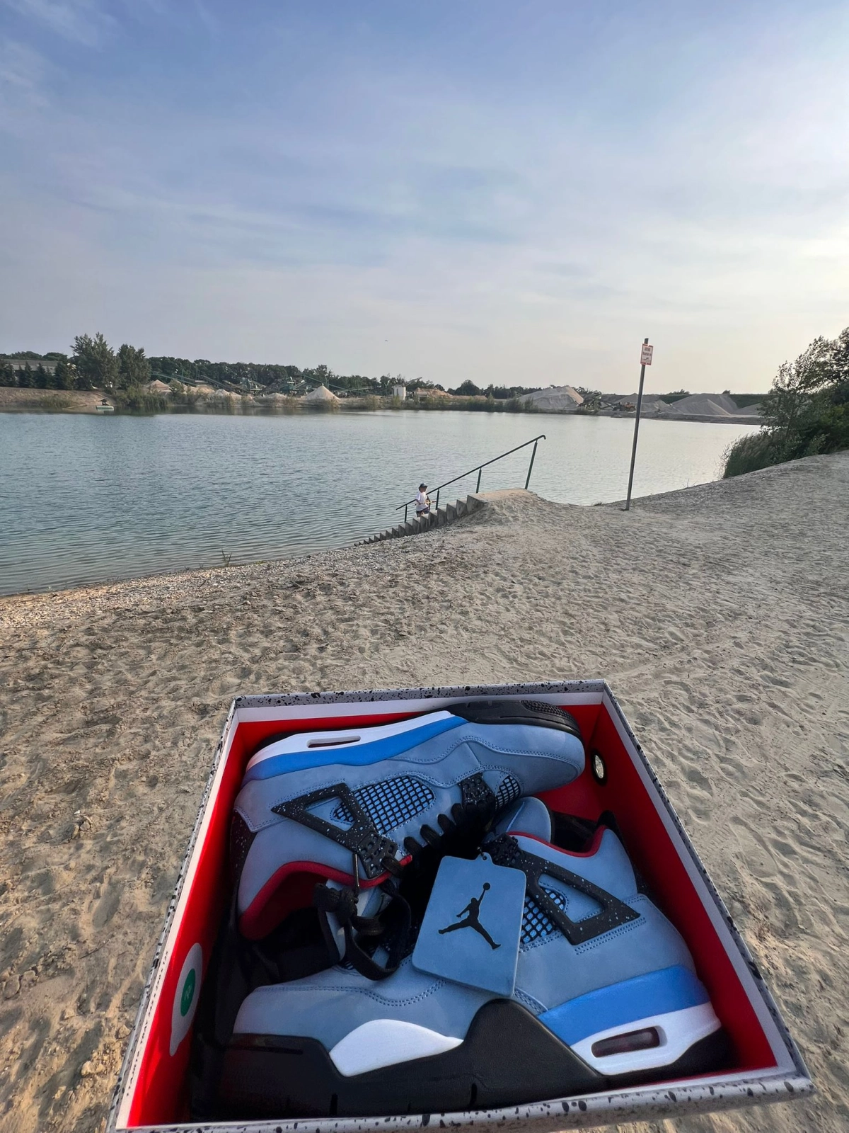  BST sneaker feedback for Air Jordan 4 Retro Travis Scott Cactus Jack