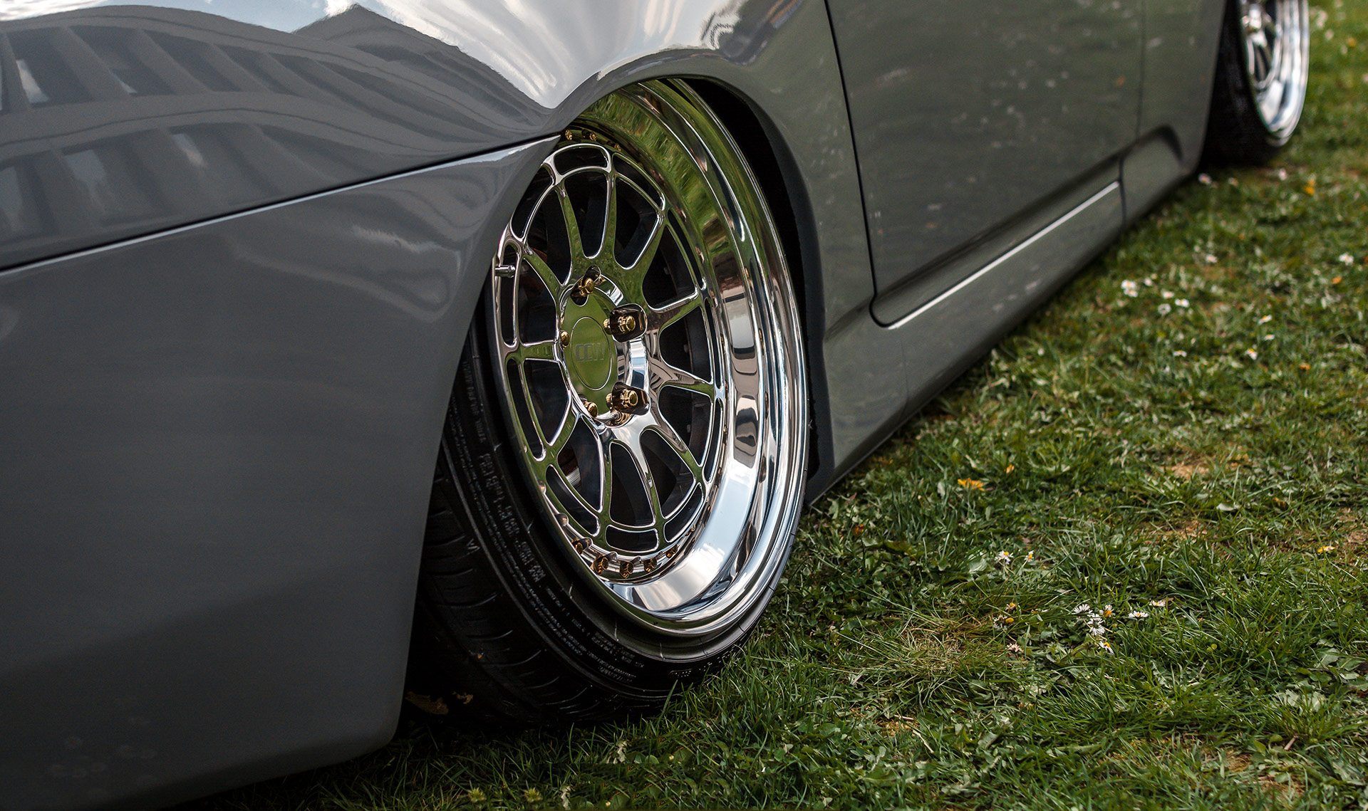 Car Original Color Glossy Nado Grey Vinyl Car Wrap For Audi RS