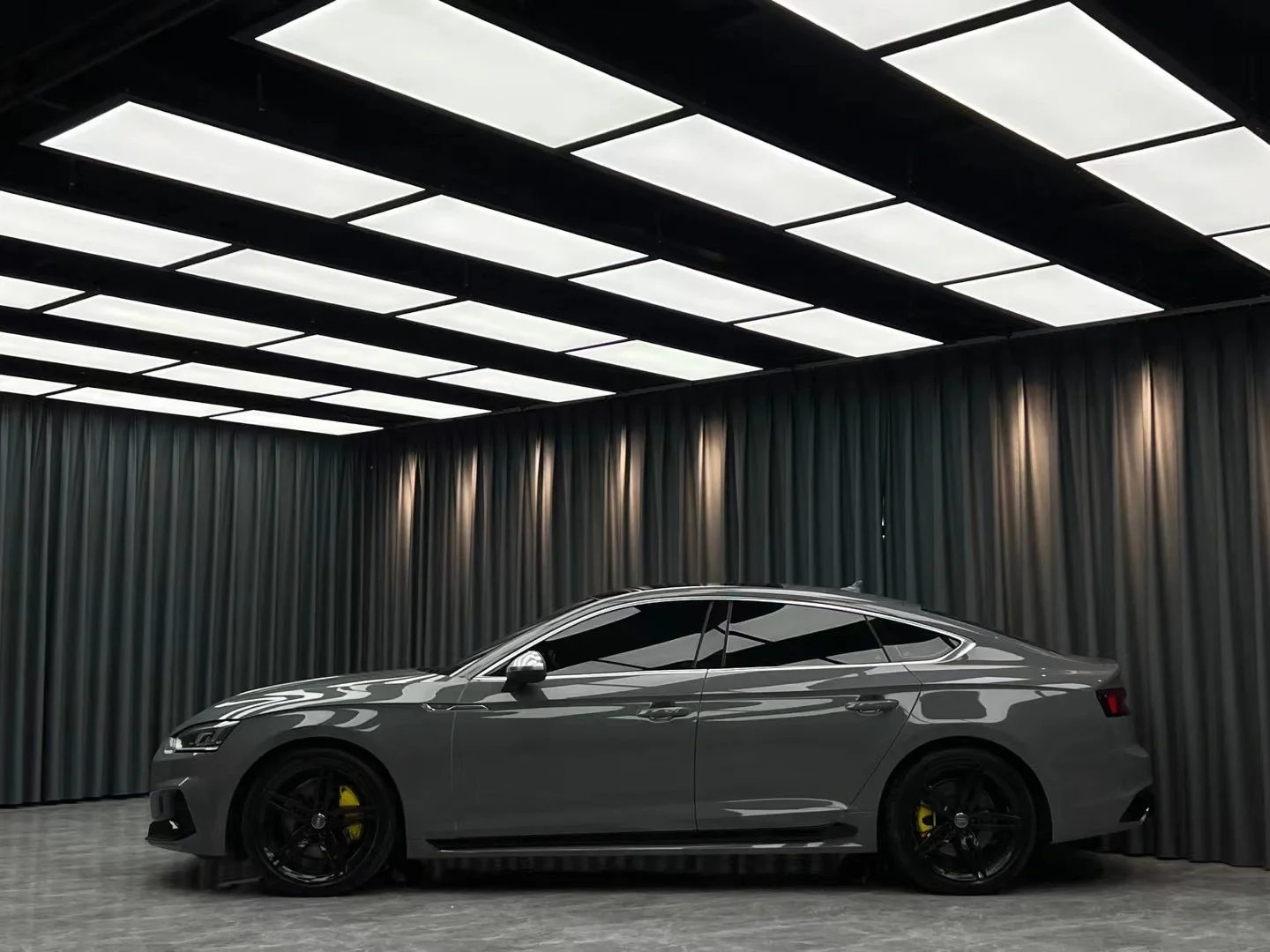 Glossy Nado Grey Vinyl Car Wrap K-1918