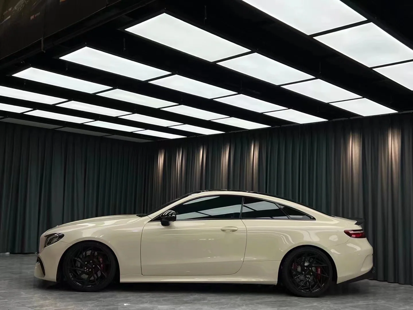 Glossy Khaki Milan Vinyl Car Wrap K-1926