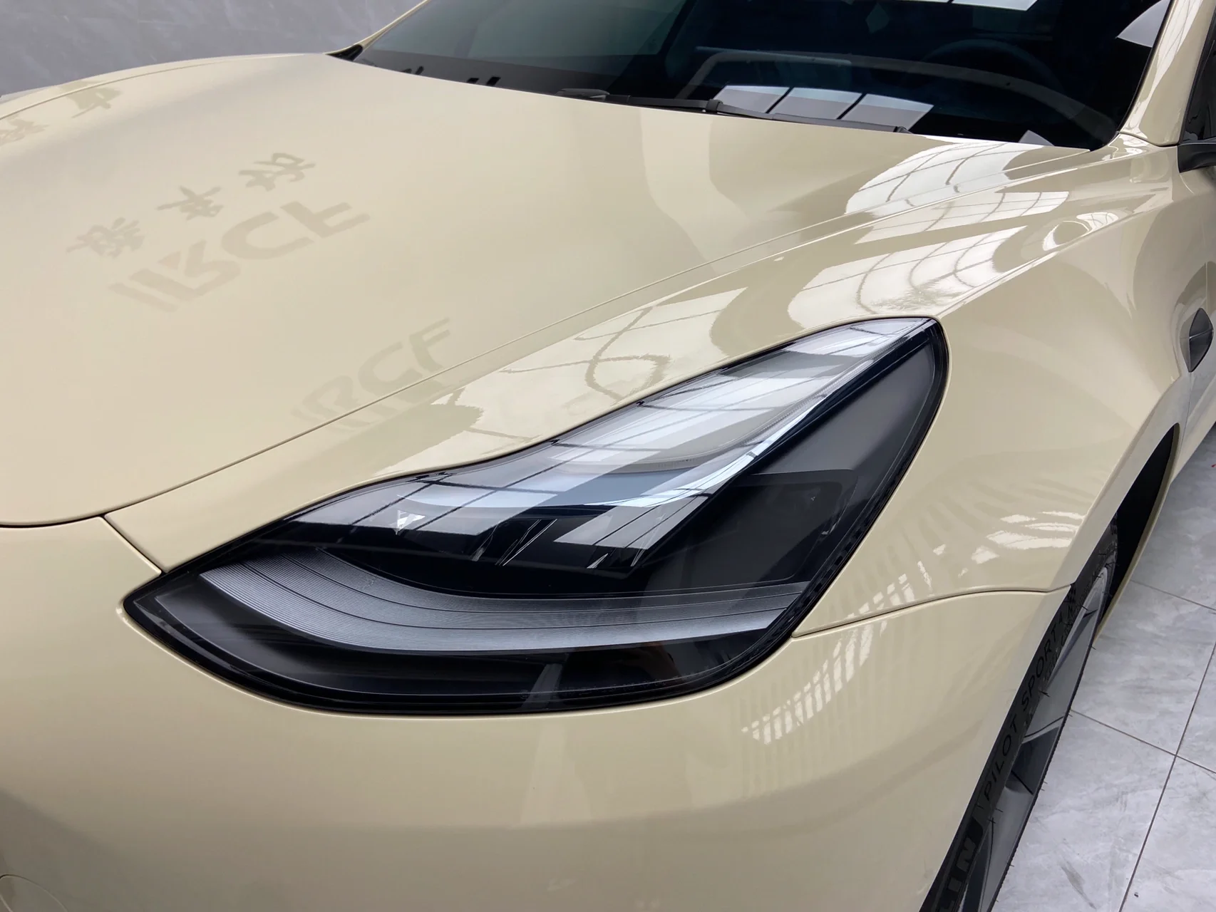 Glossy Khaki Milan Vinyl Car Wrap K-1926