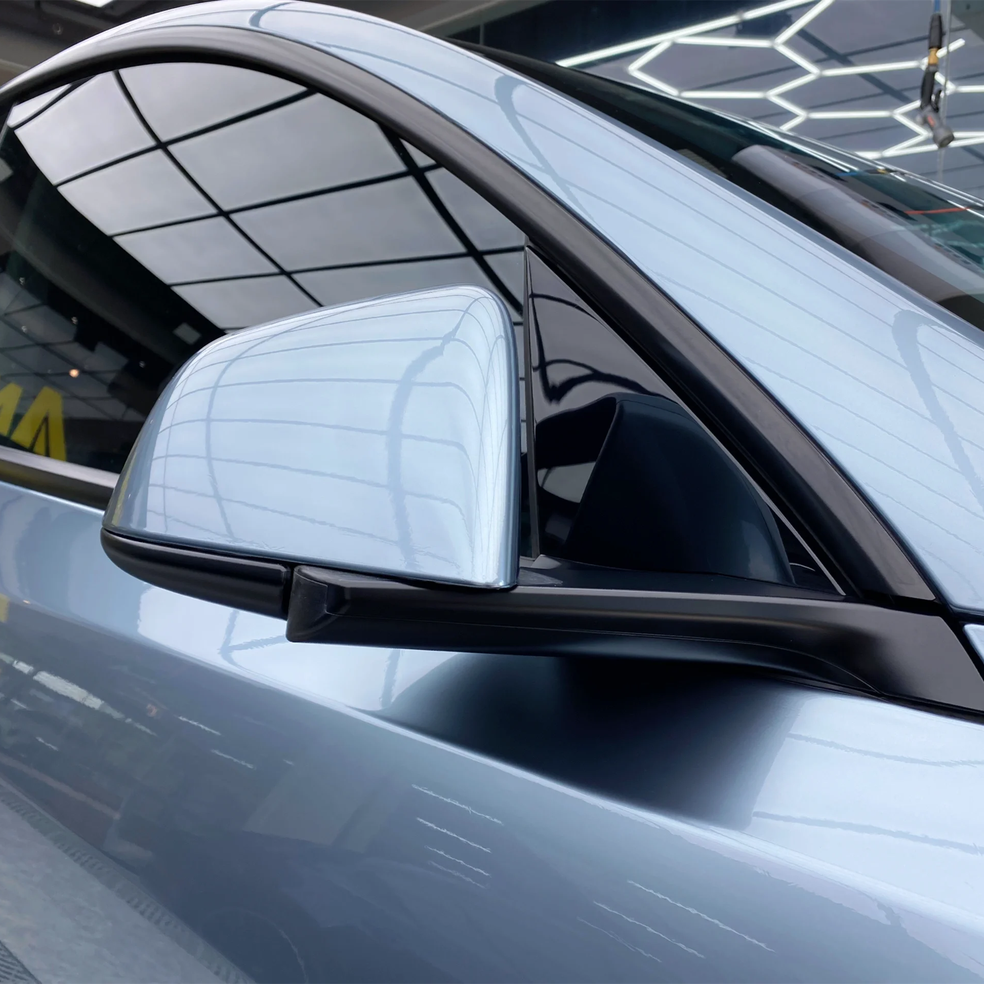 Glossy Liquid Soma To Blue Vinyl Car Wrap K-1304