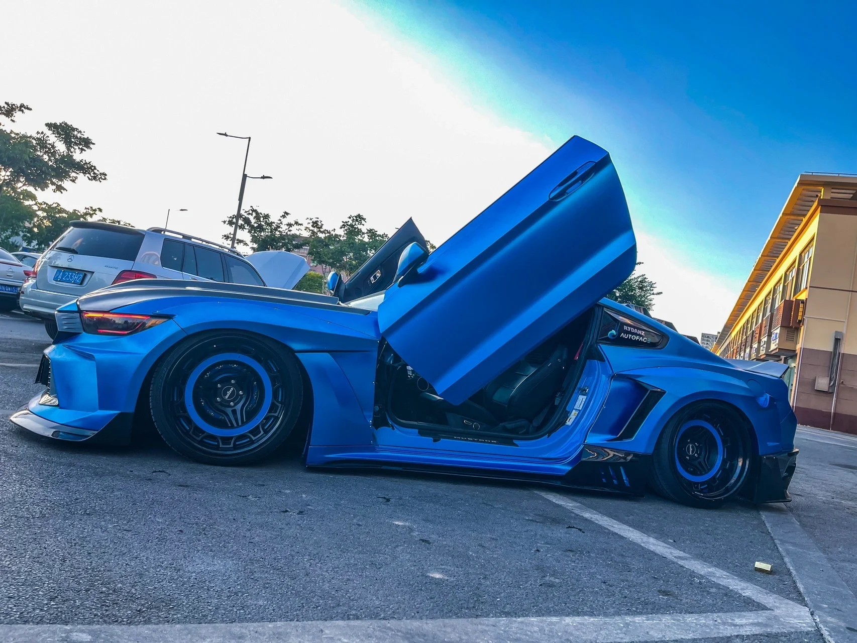 Matte Chrome Blue Vinyl Car Wrap For Ford Mustang K-1028