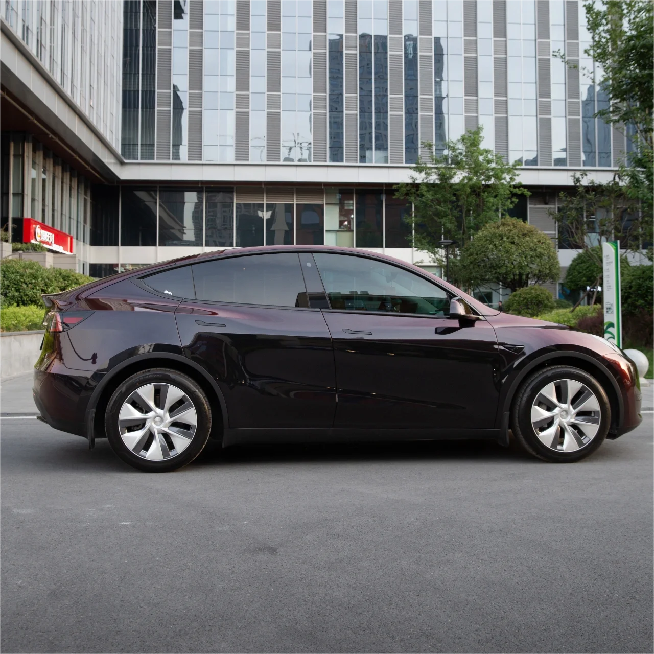 Glossy Diamond Black Red Vinyl Car Wrap K-4010