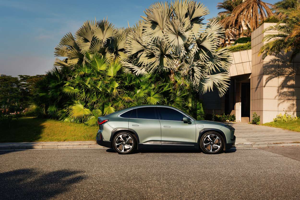 Aurora Green Vinyl Car Wrap K-1402