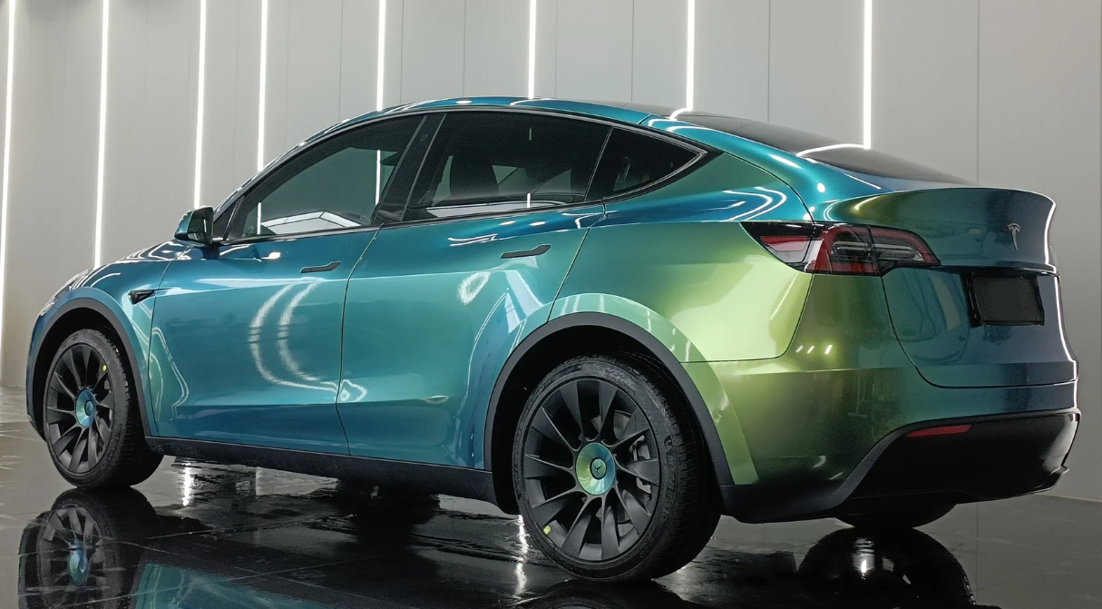 Glossy Chameleon Jungle Green Vinyl Car Wrap K-4036